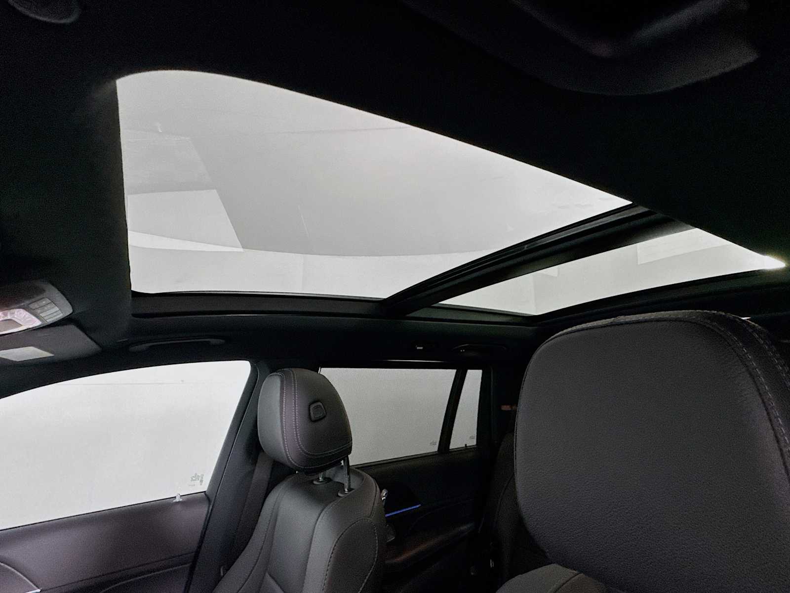 used 2025 Mercedes-Benz GLS car, priced at $77,998