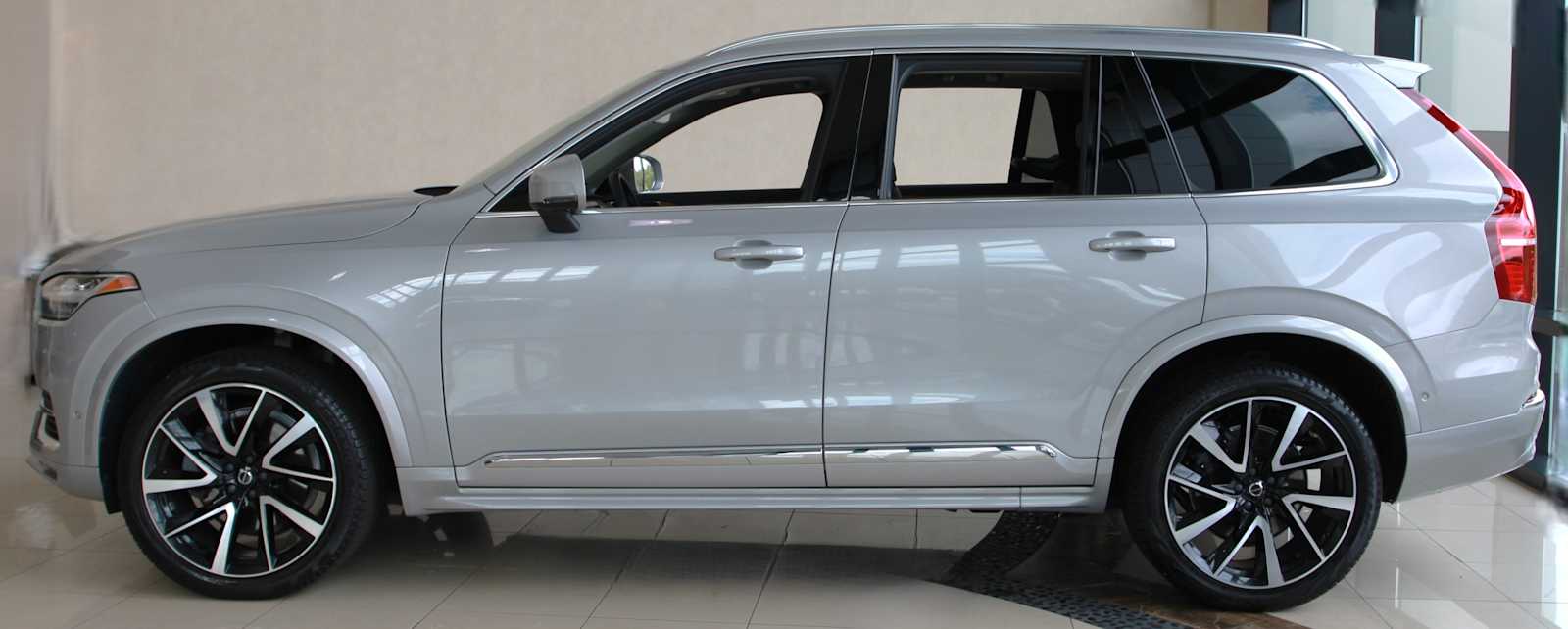 used 2023 Volvo XC90 car, priced at $39,497