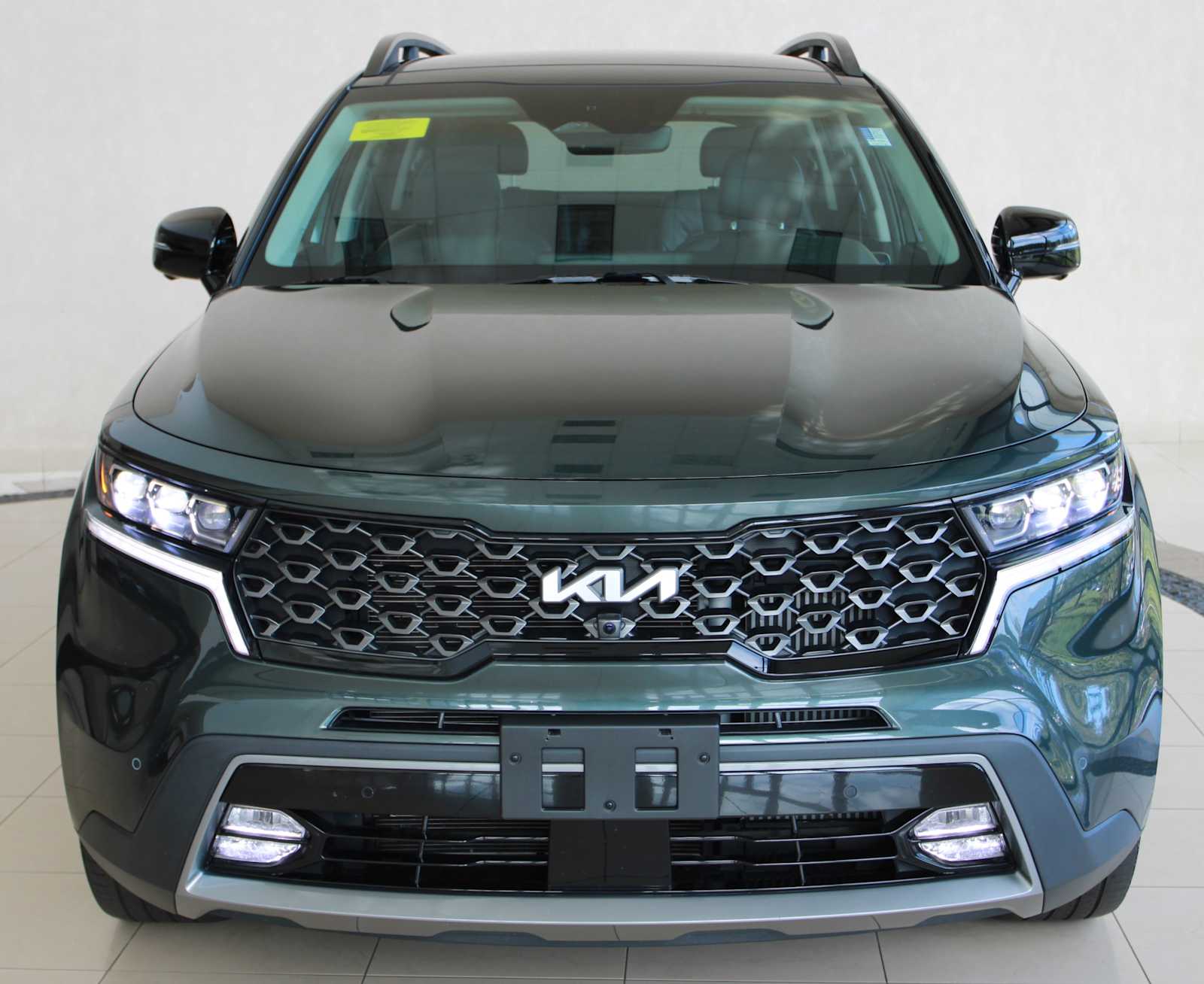 used 2023 Kia Sorento car, priced at $33,497
