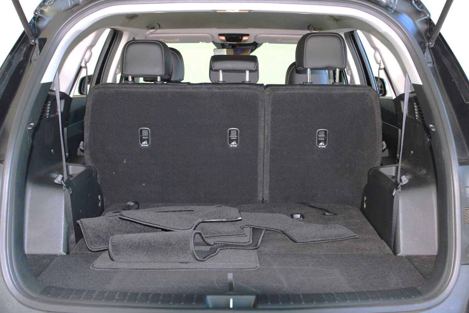 used 2022 Kia Sorento car, priced at $27,997