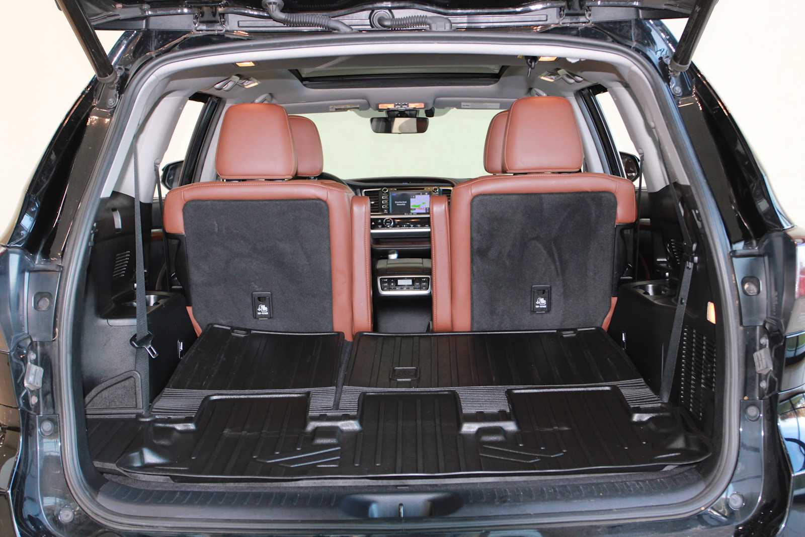 used 2019 Toyota Highlander car, priced at $29,497