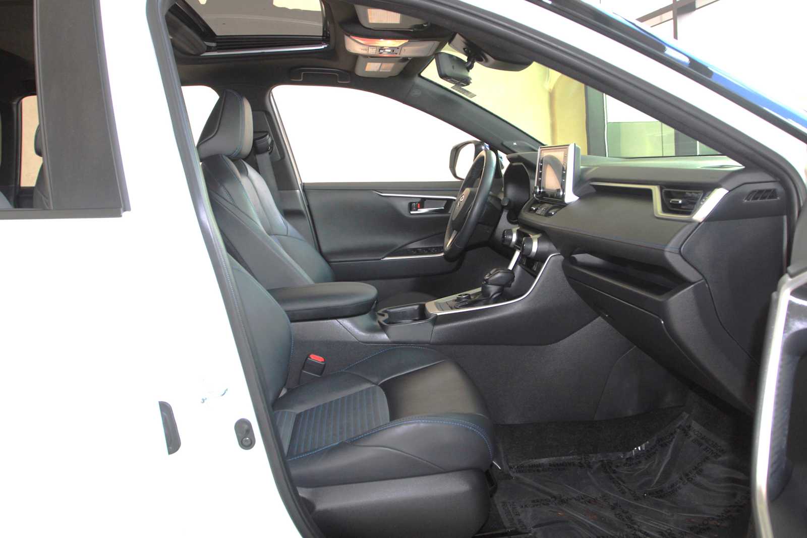 used 2020 Toyota RAV4 car, priced at $32,297