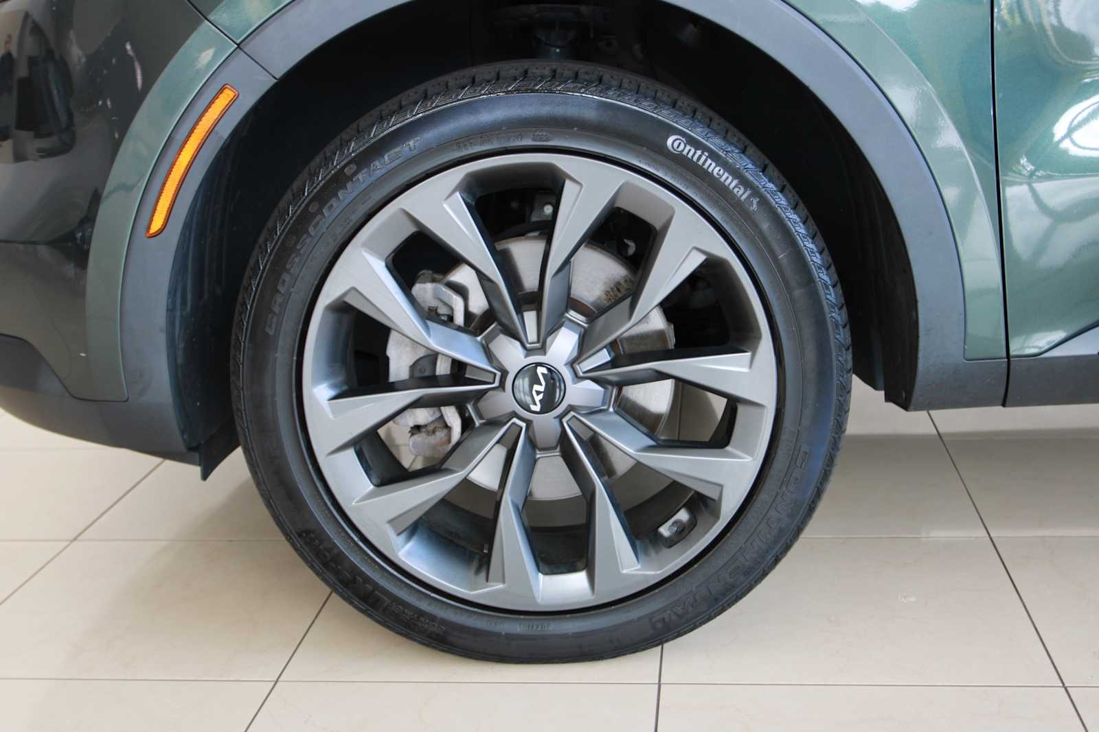 used 2023 Kia Sorento car, priced at $33,497