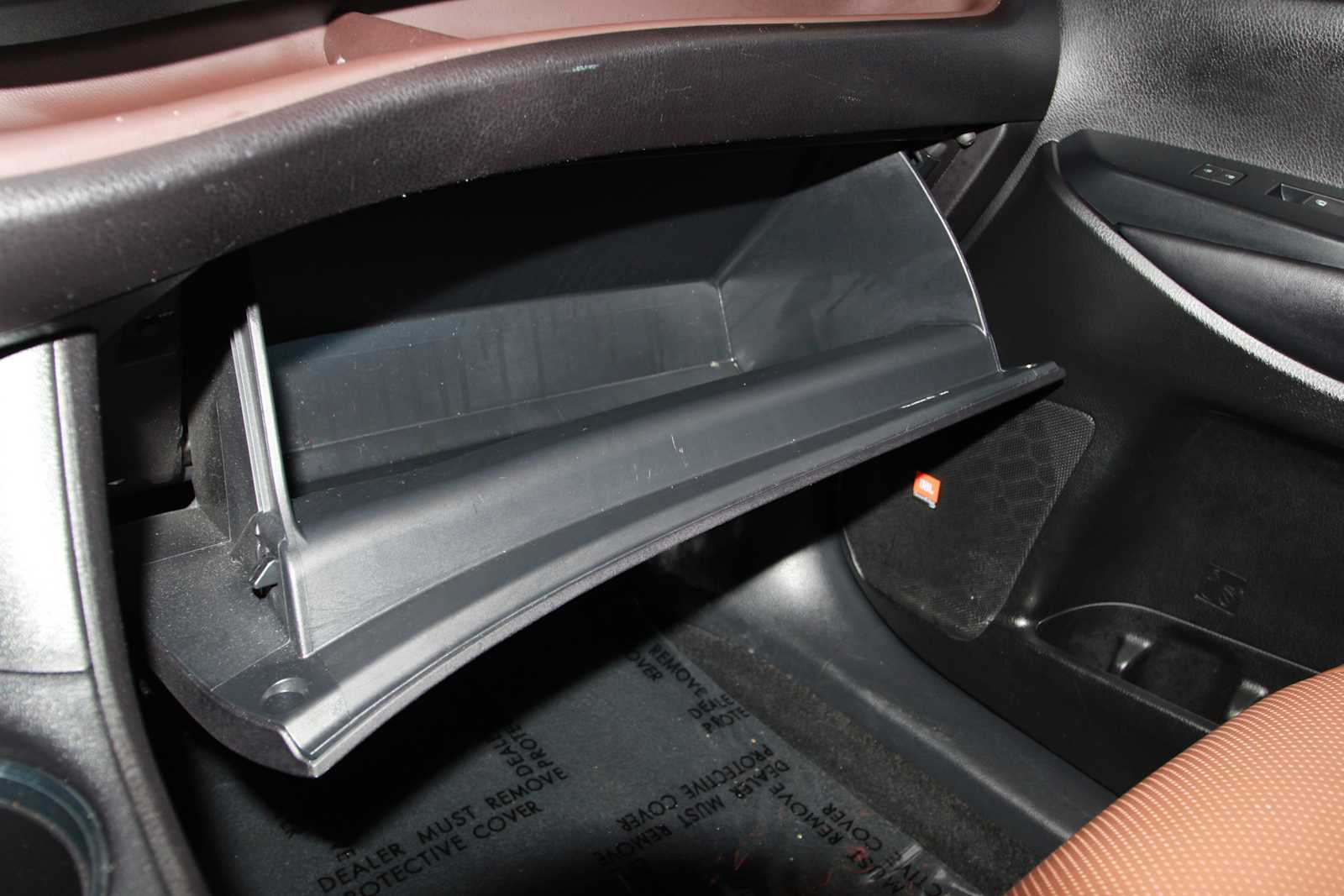 used 2019 Toyota Highlander car, priced at $29,497