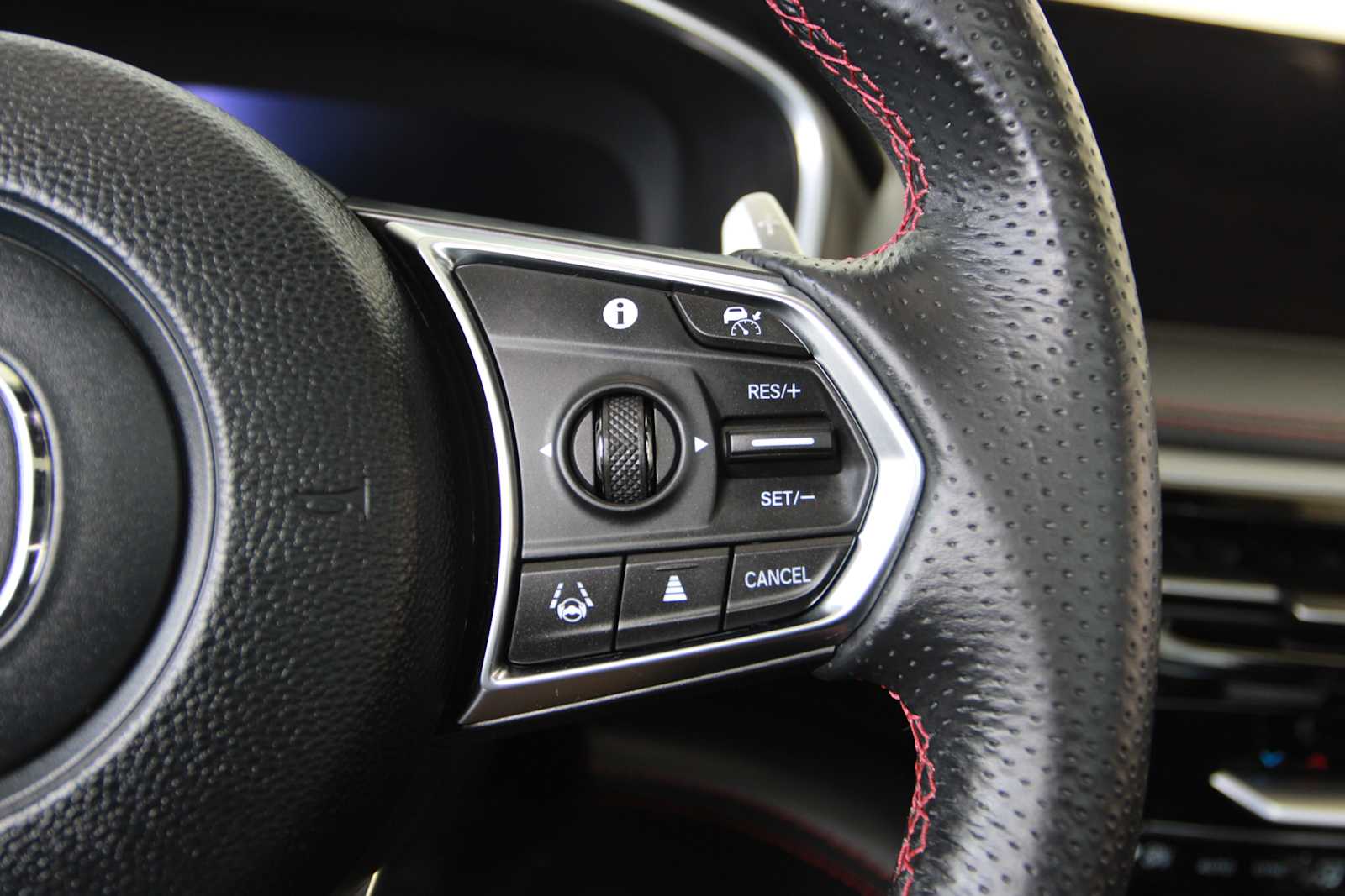 used 2023 Acura MDX car, priced at $44,497