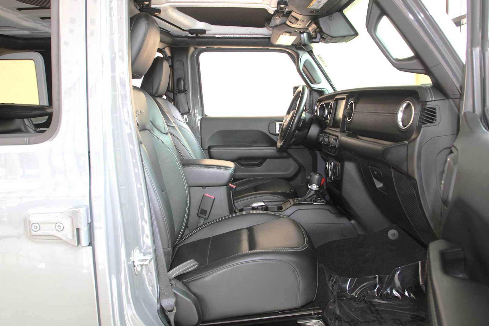 used 2019 Jeep Wrangler Unlimited car, priced at $23,598
