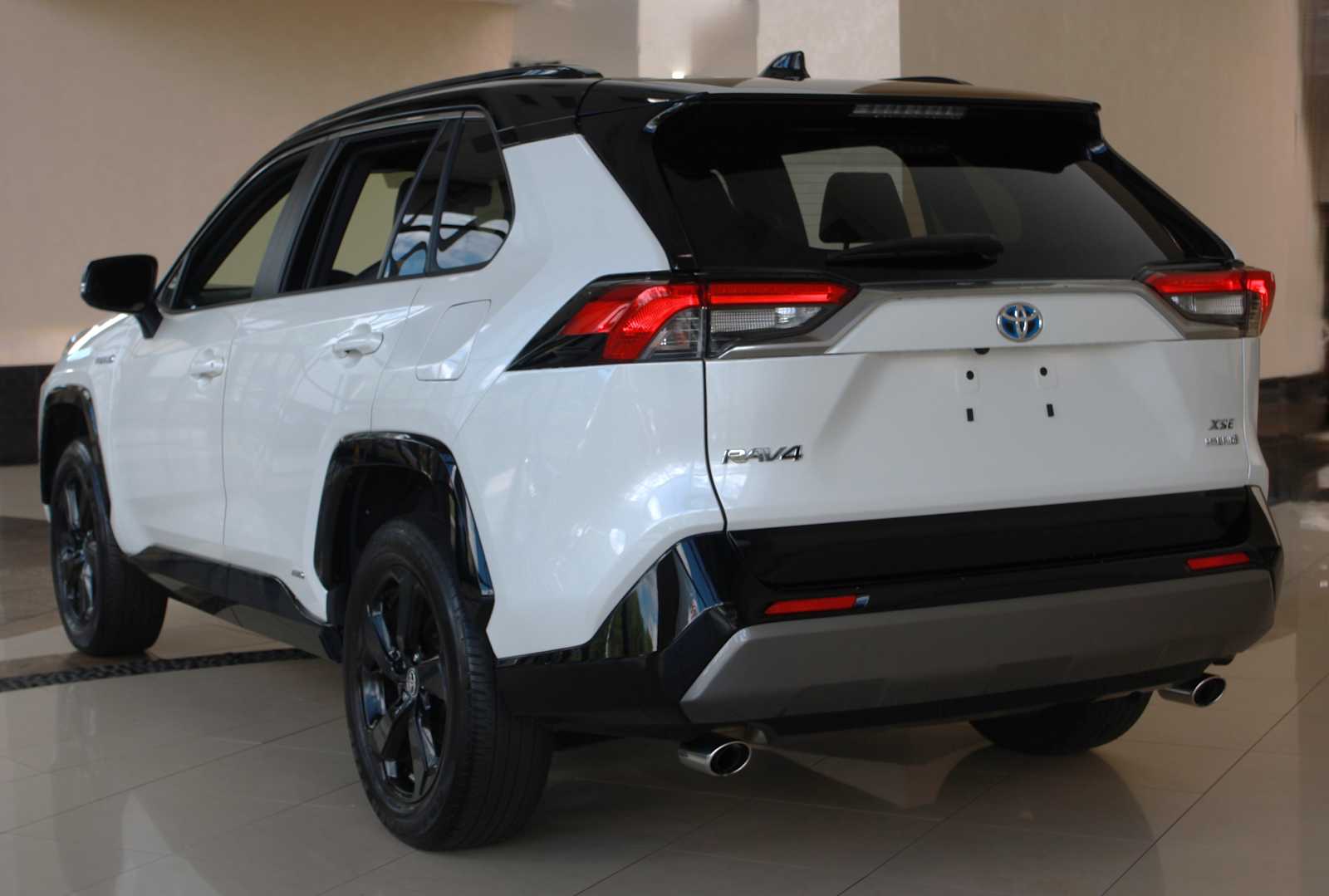 used 2020 Toyota RAV4 car, priced at $32,297