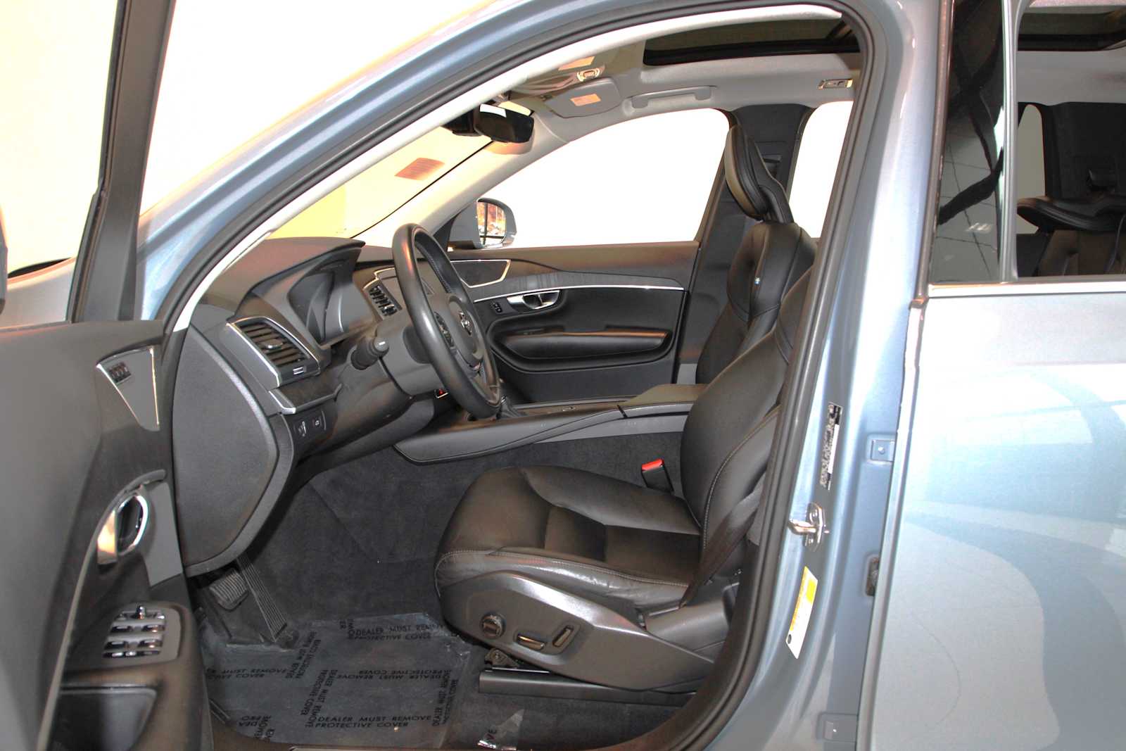 used 2020 Volvo XC90 car, priced at $22,897