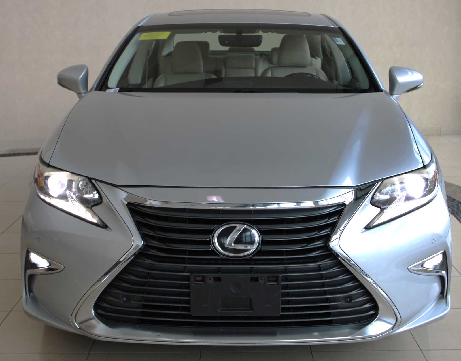 used 2016 Lexus ES 350 car, priced at $16,497