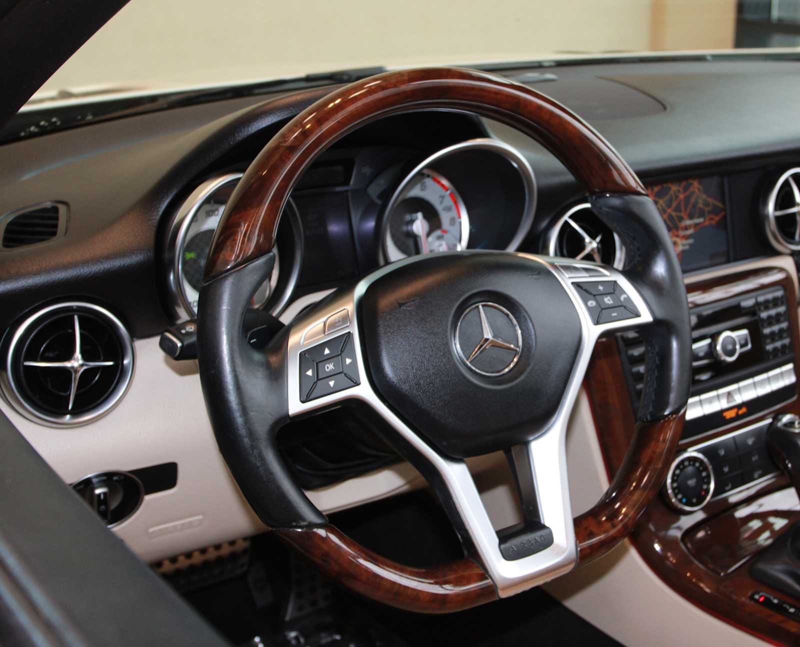 used 2014 Mercedes-Benz SLK 250 car, priced at $17,497