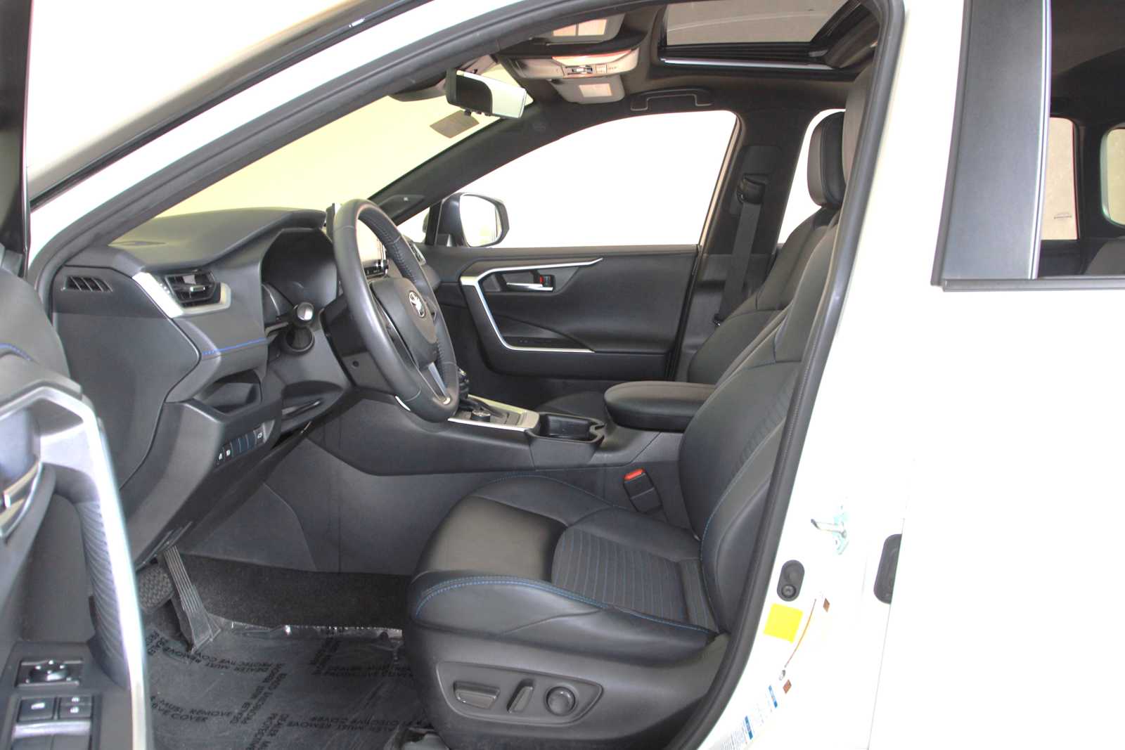 used 2020 Toyota RAV4 car, priced at $32,297