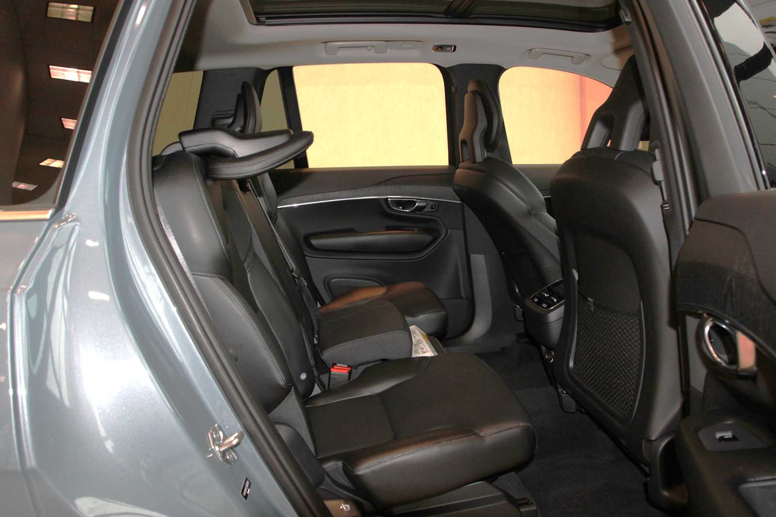 used 2020 Volvo XC90 car, priced at $22,897