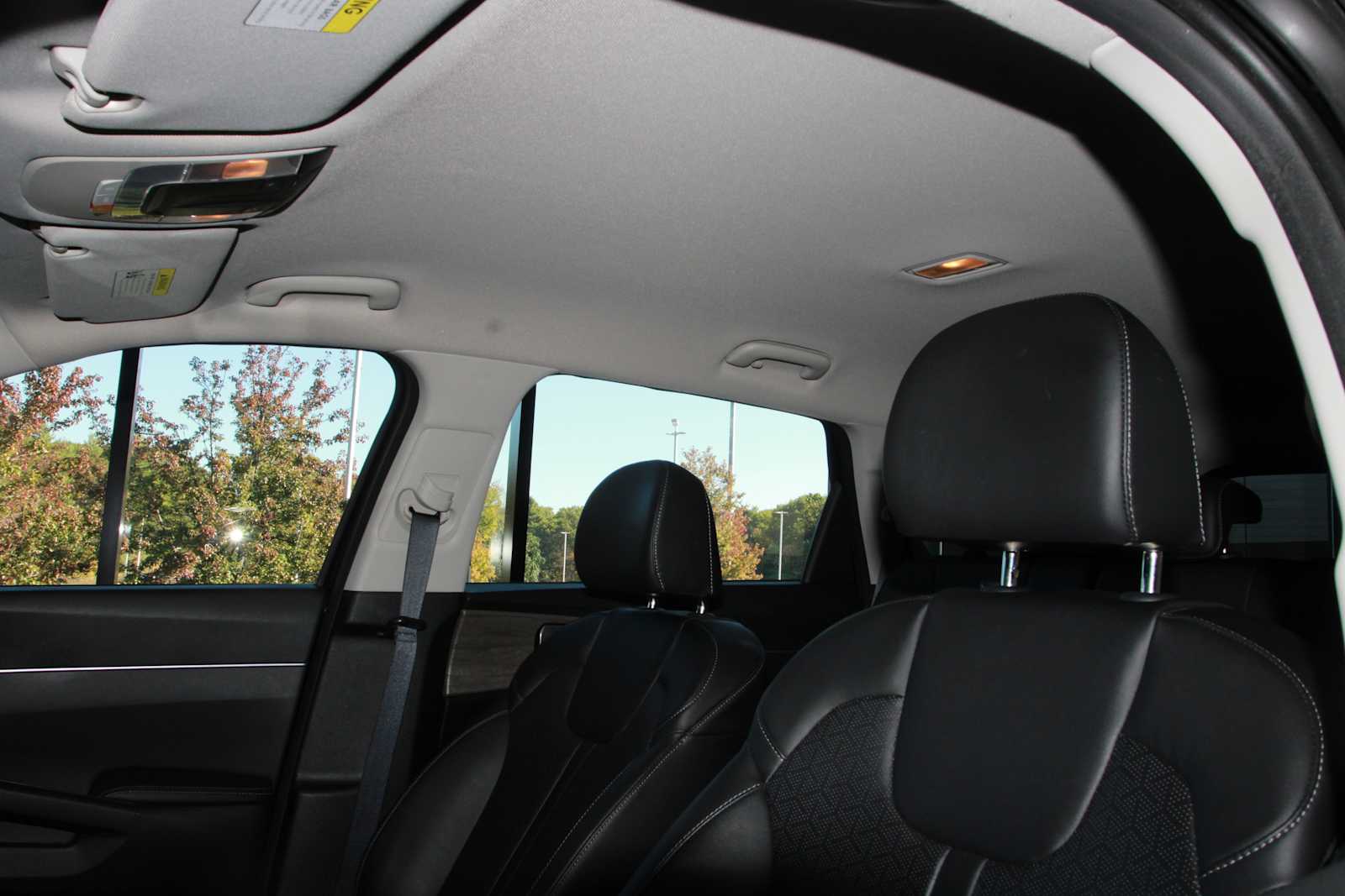 used 2022 Kia Sorento car, priced at $27,997