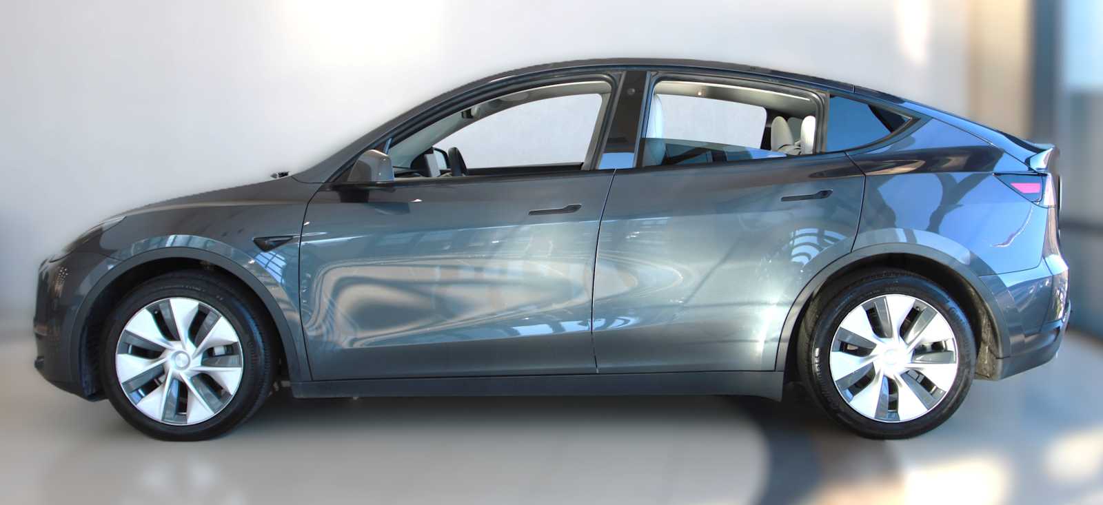 used 2021 Tesla Model Y car, priced at $21,197