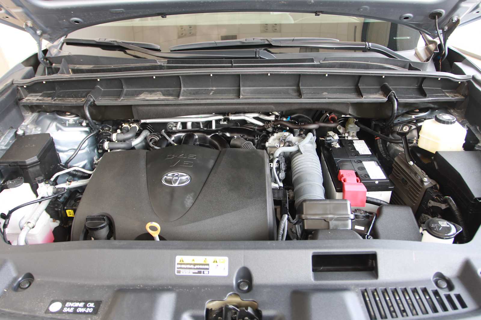used 2022 Toyota Highlander car, priced at $36,998