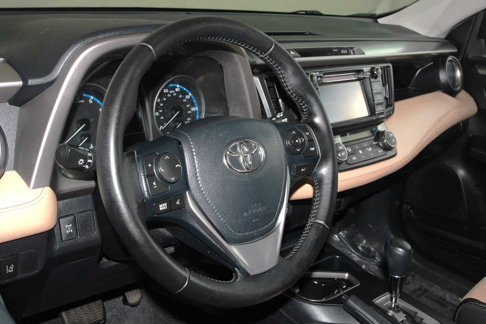 used 2018 Toyota RAV4 car, priced at $17,297