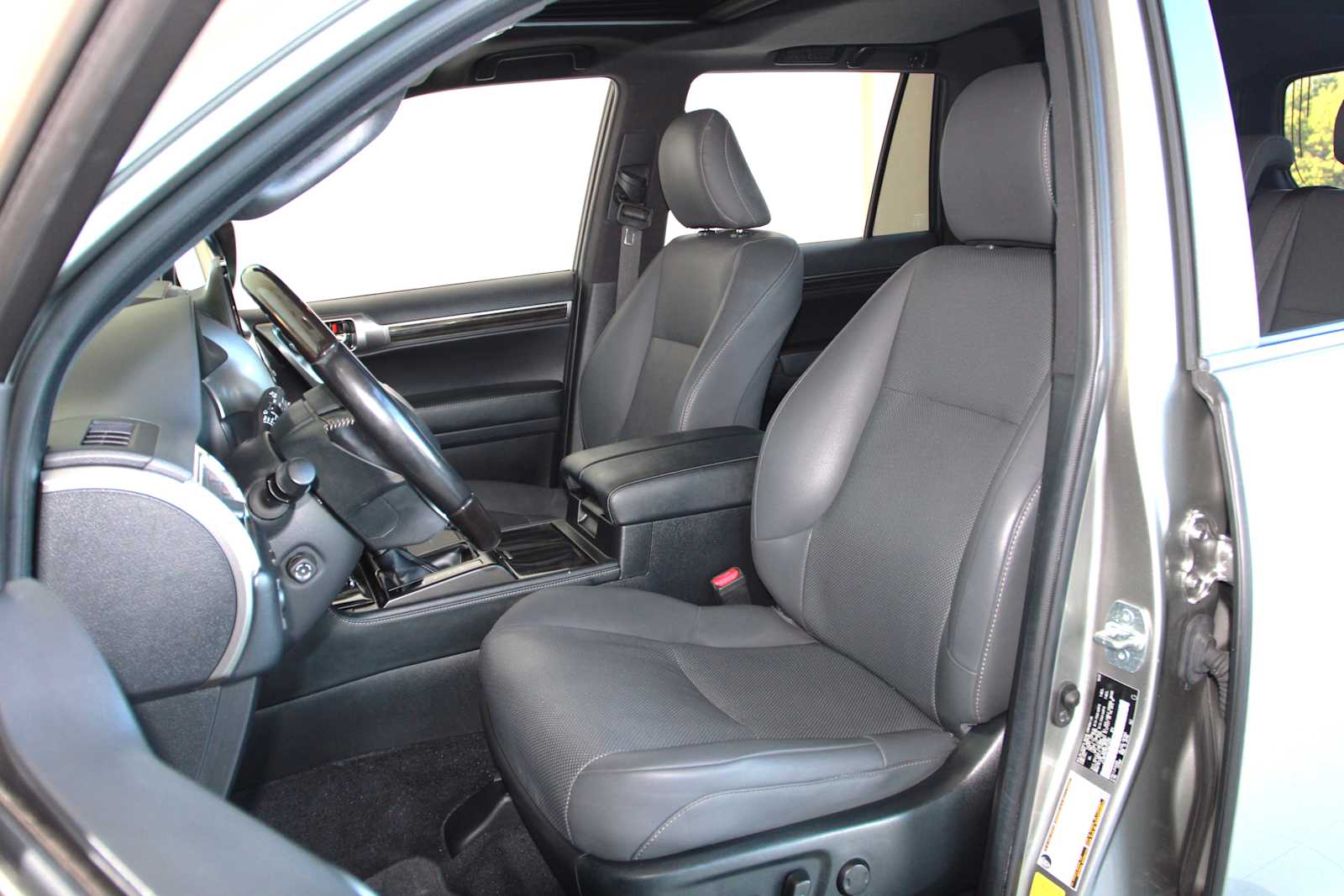 used 2022 Lexus GX 460 car, priced at $52,497