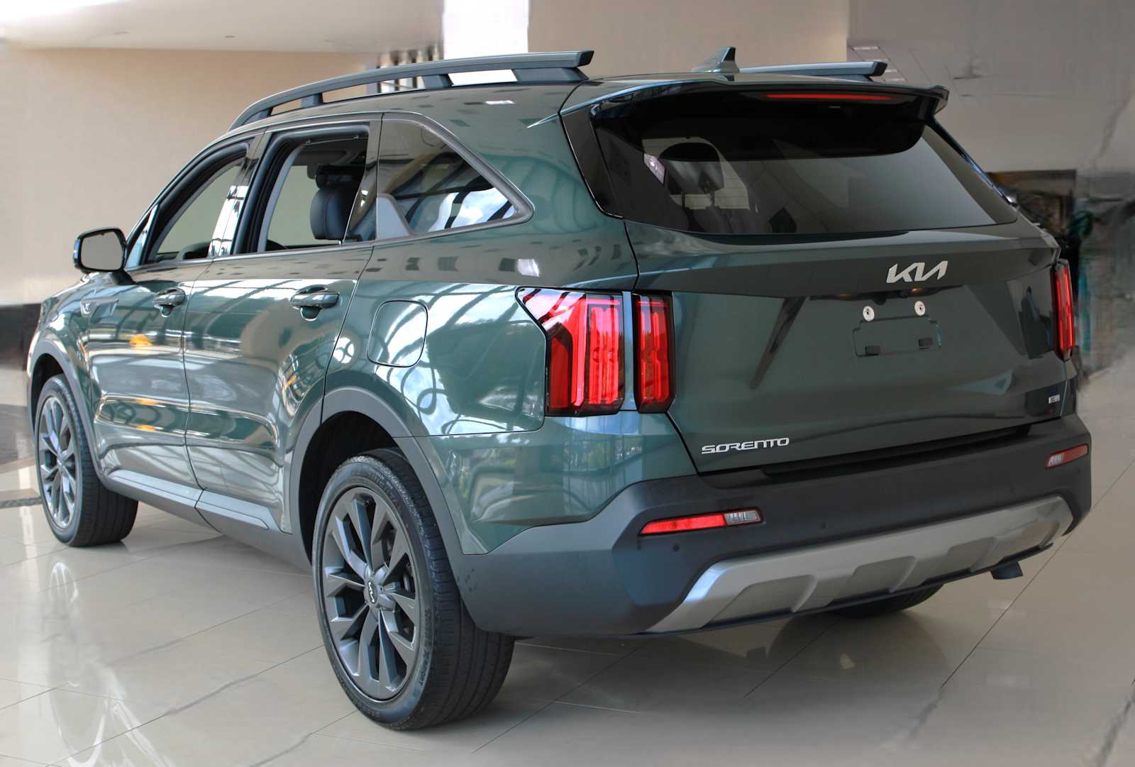 used 2023 Kia Sorento car, priced at $33,497