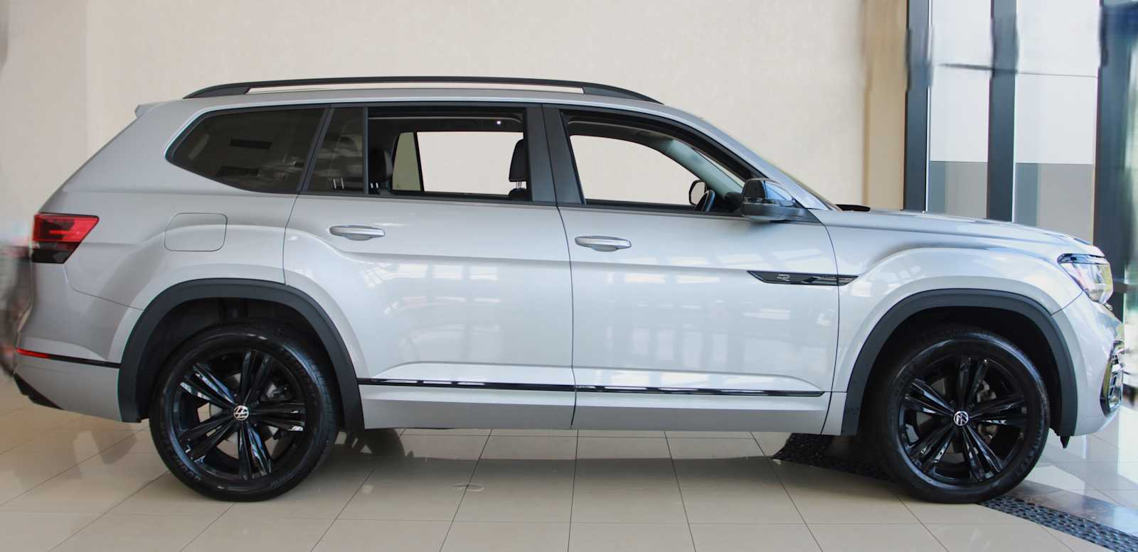 used 2022 Volkswagen Atlas car, priced at $25,397