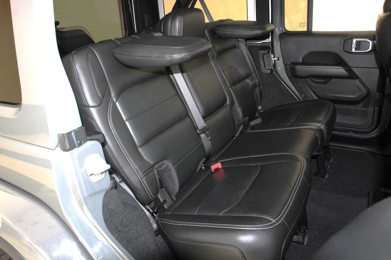 used 2019 Jeep Wrangler Unlimited car, priced at $23,598