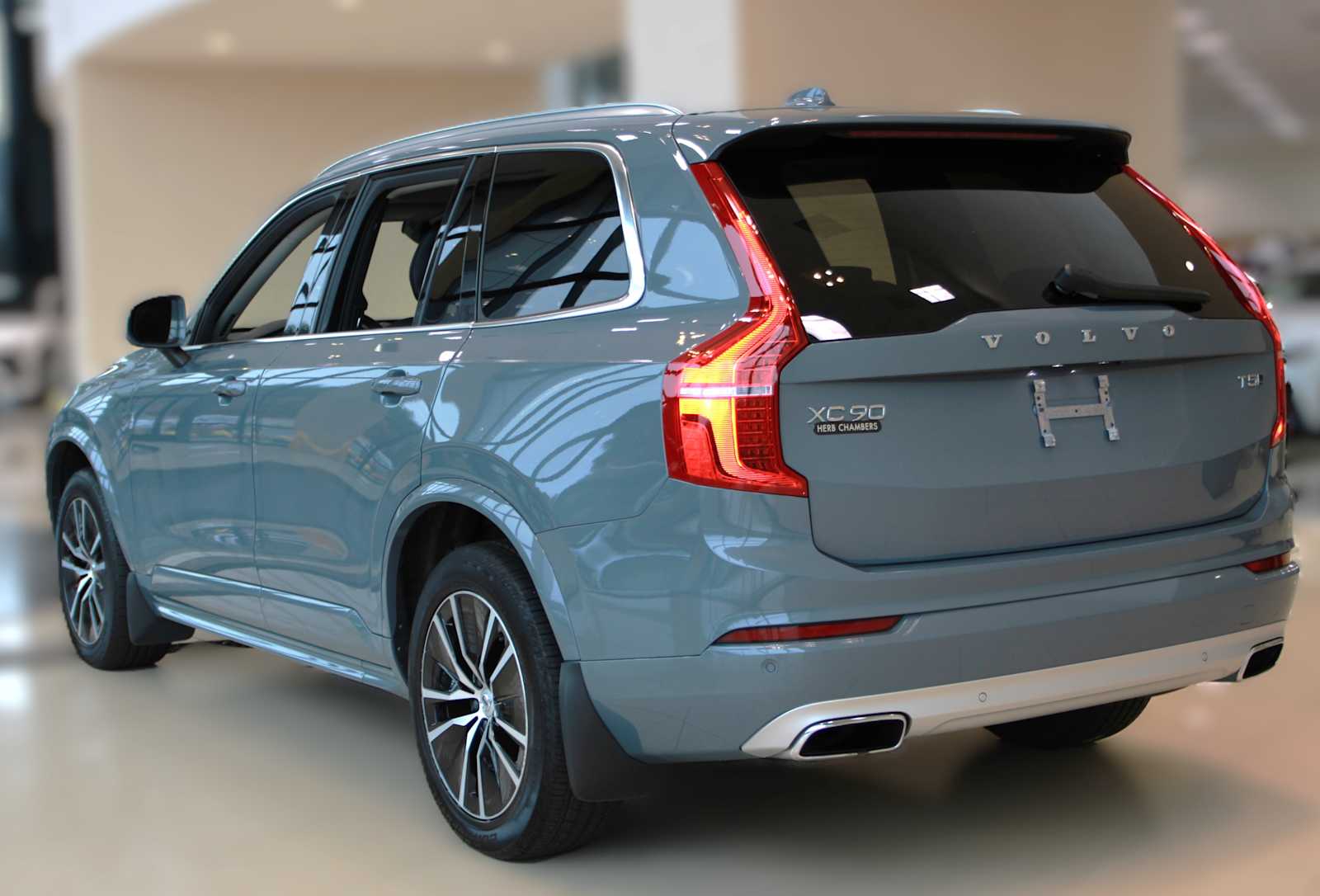used 2020 Volvo XC90 car, priced at $22,897