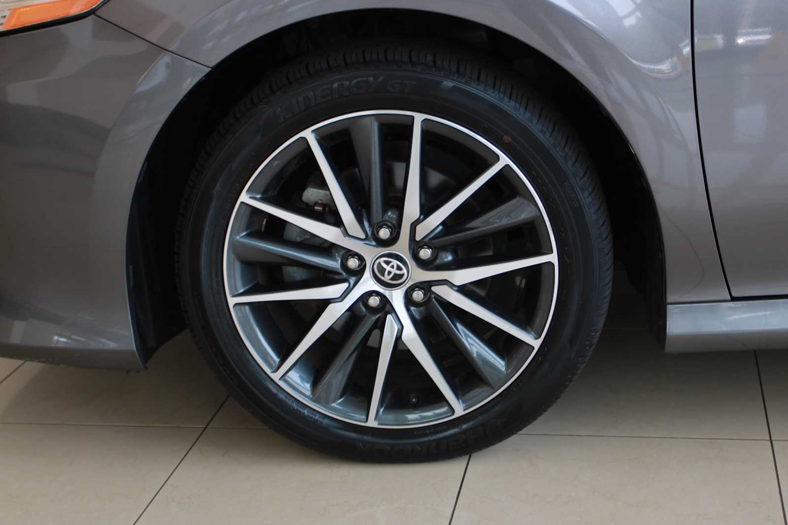used 2021 Toyota Camry Hybrid car, priced at $28,297