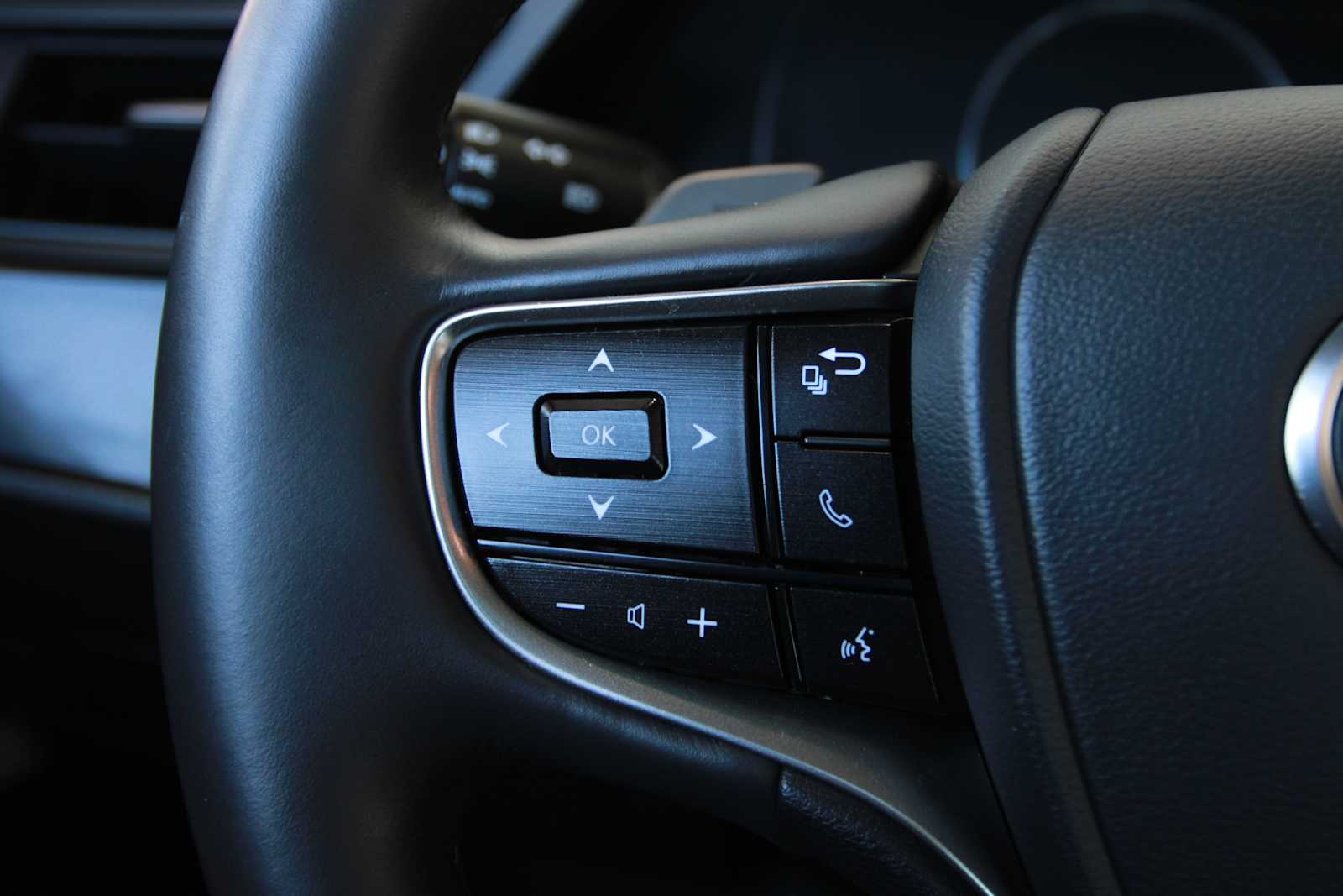 used 2022 Lexus ES 350 car, priced at $36,497