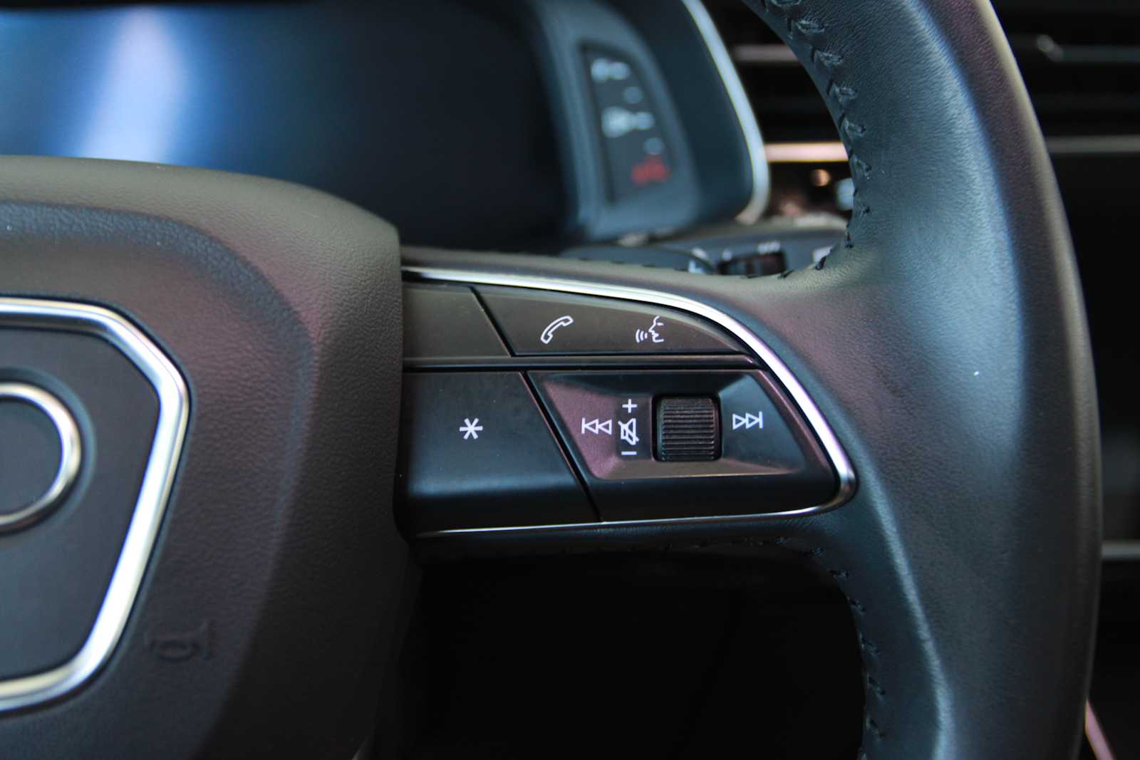 used 2019 Audi Q8 car, priced at $28,997