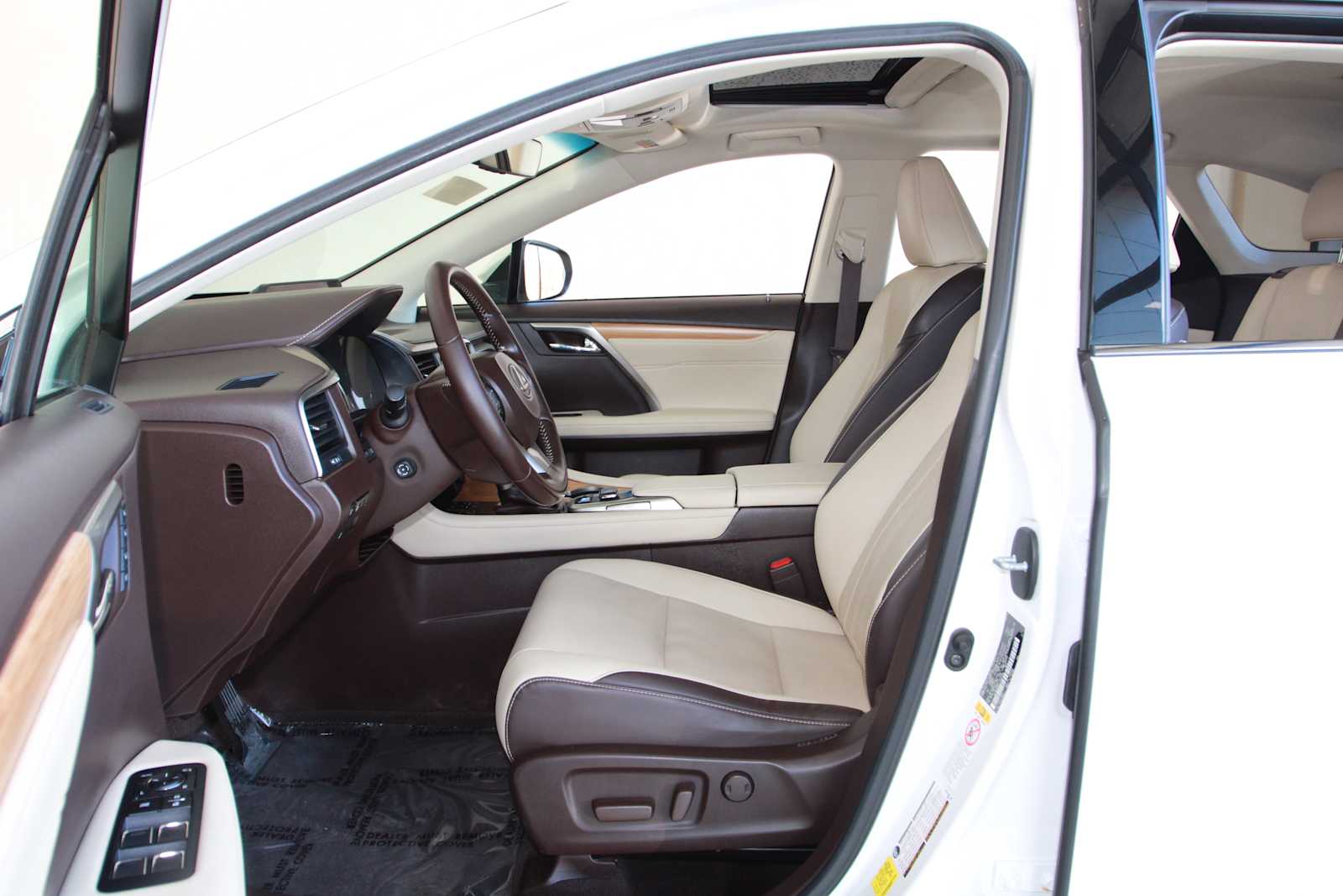 used 2018 Lexus RX 350L car, priced at $22,197