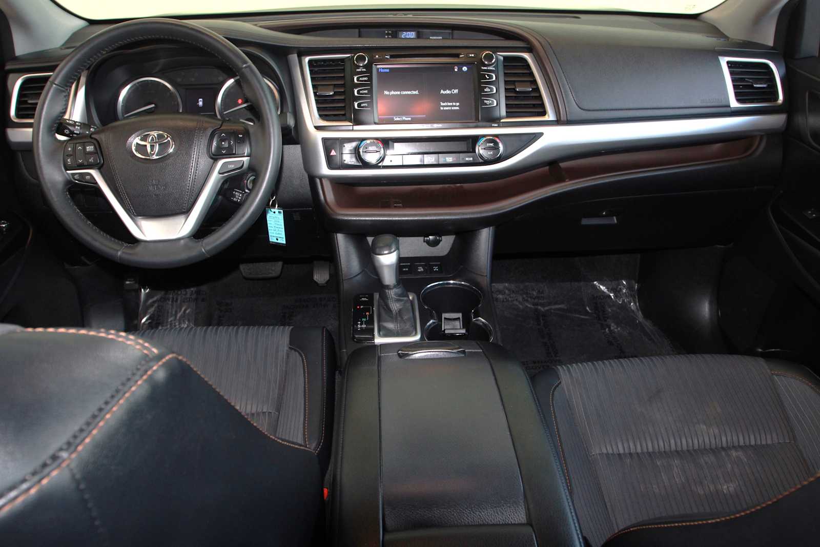used 2016 Toyota Highlander car, priced at $21,998