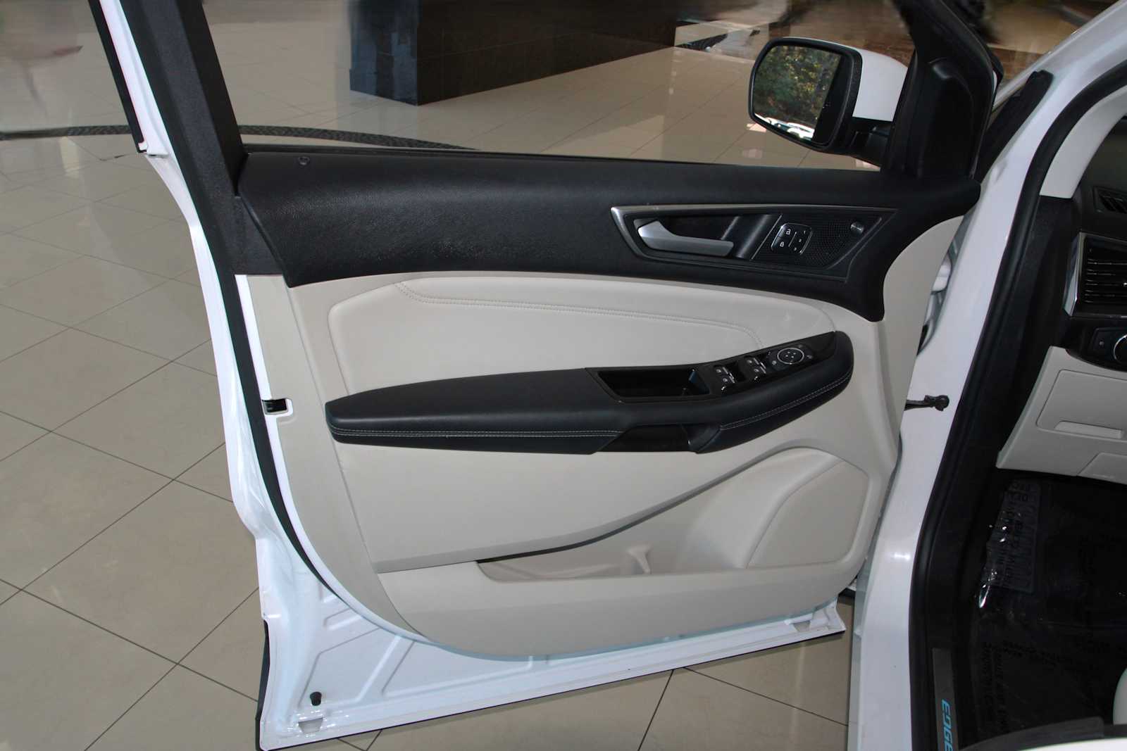 used 2019 Ford Edge car, priced at $17,497