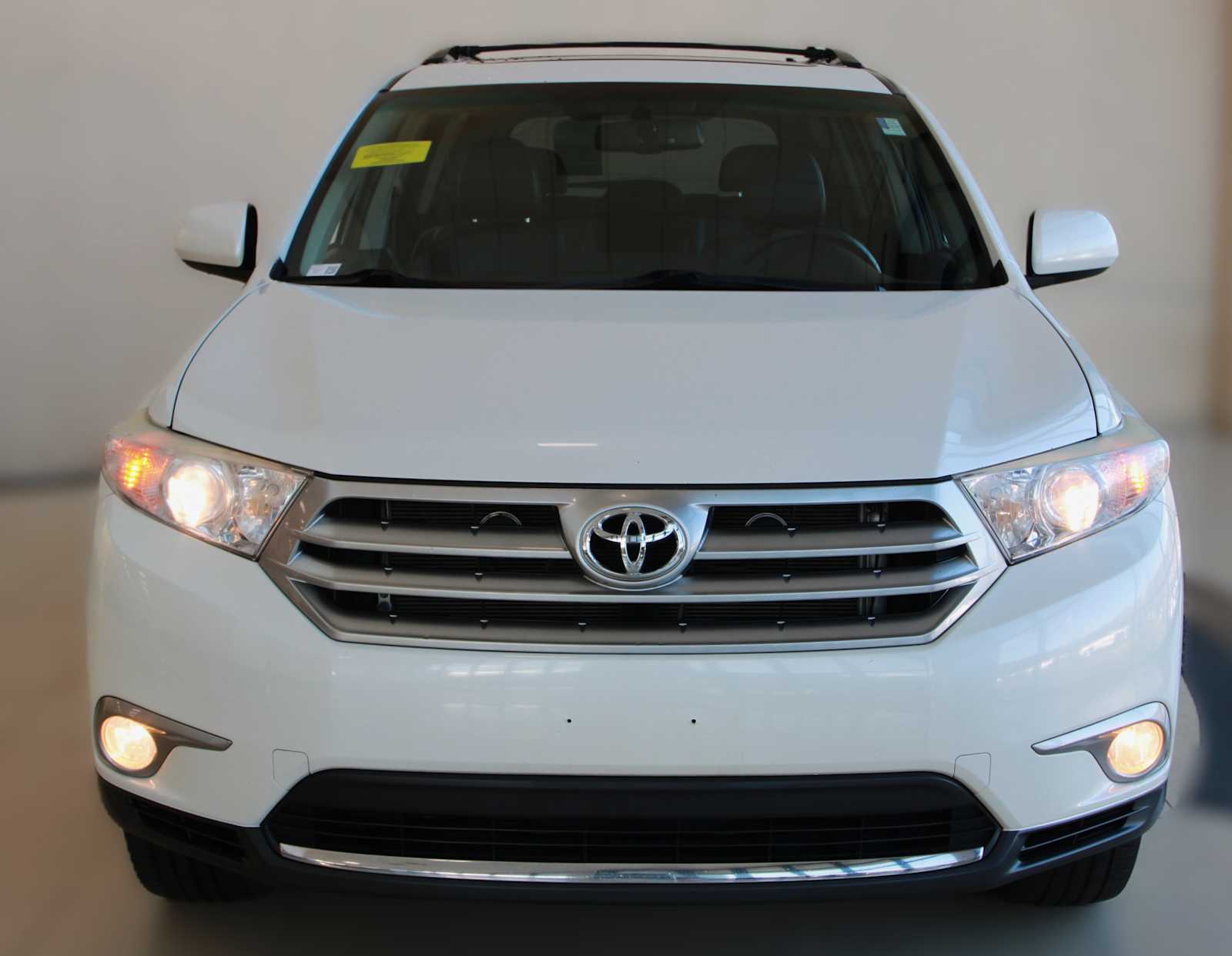 used 2013 Toyota Highlander car, priced at $14,497