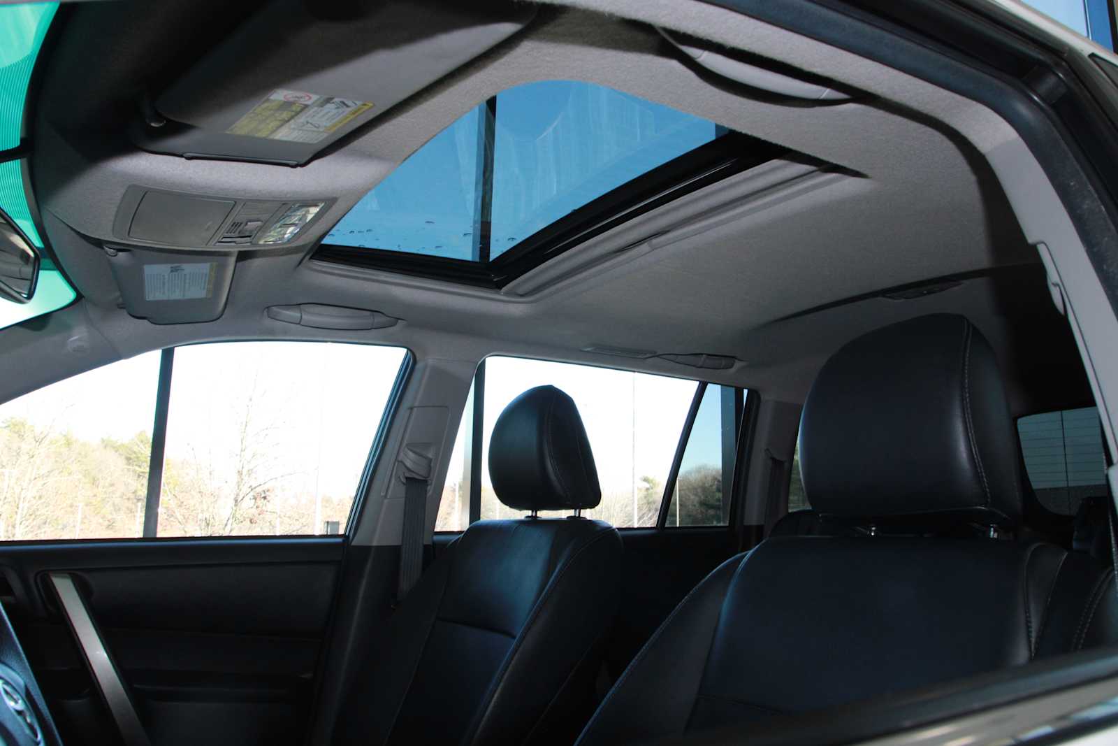 used 2013 Toyota Highlander car, priced at $14,497