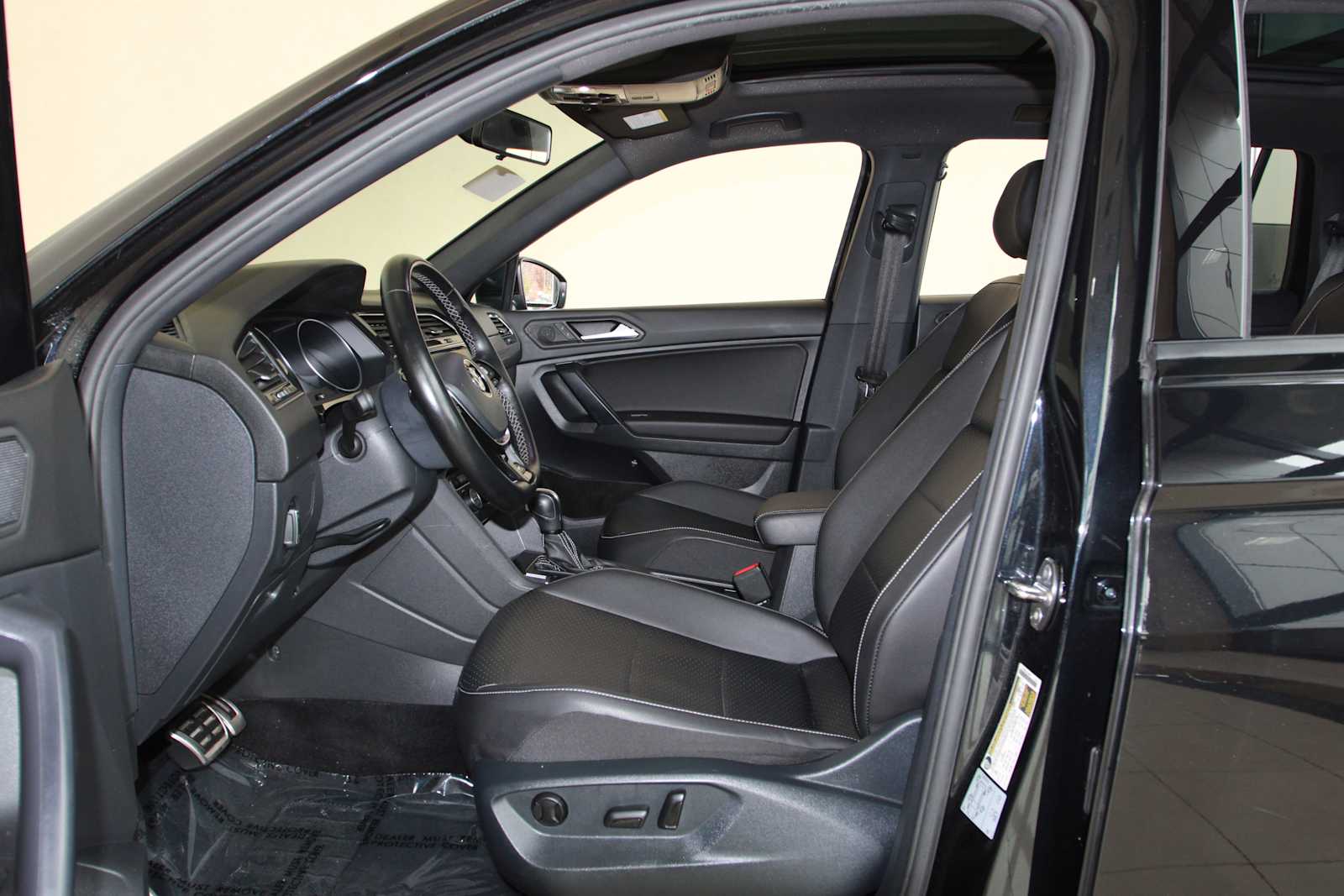 used 2021 Volkswagen Tiguan car, priced at $21,397