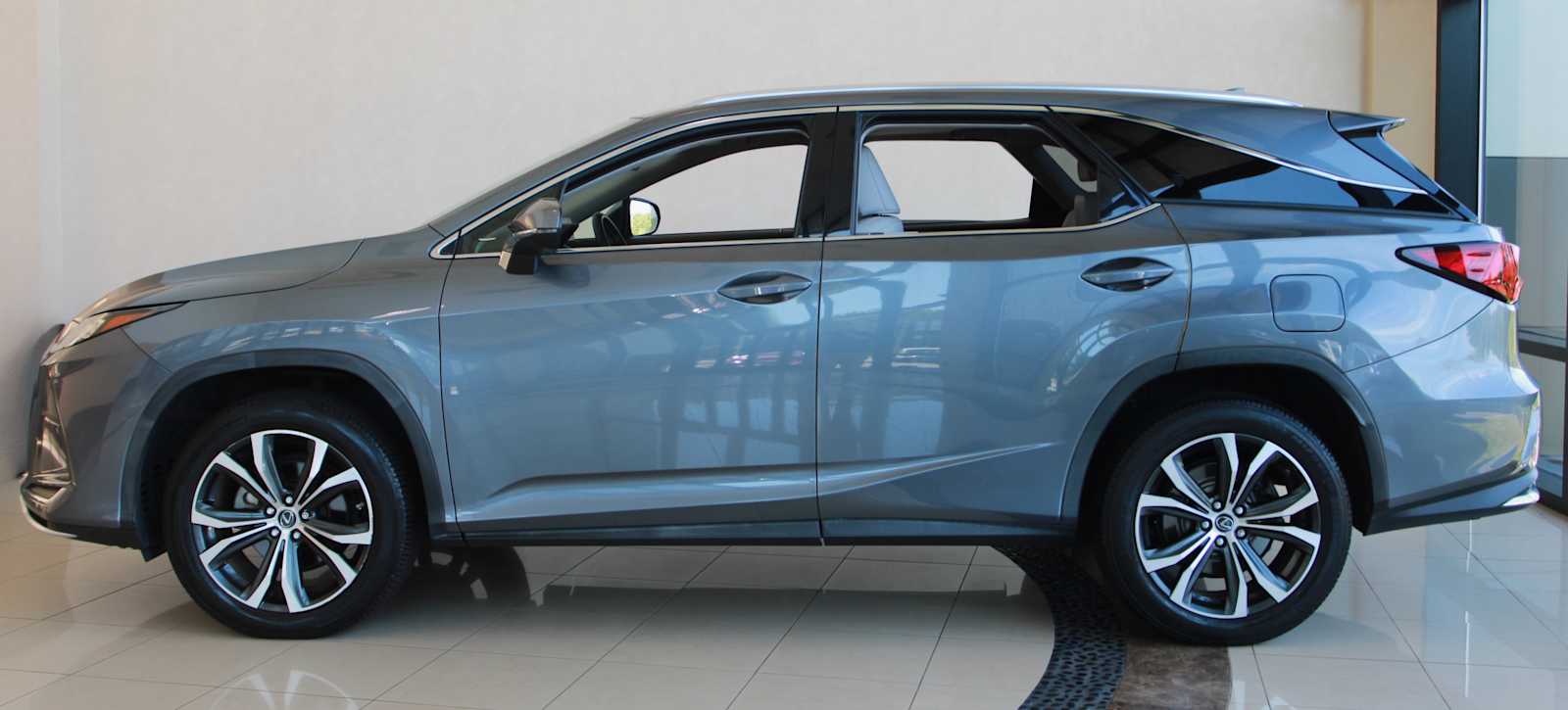 used 2020 Lexus RX 350L car, priced at $33,997