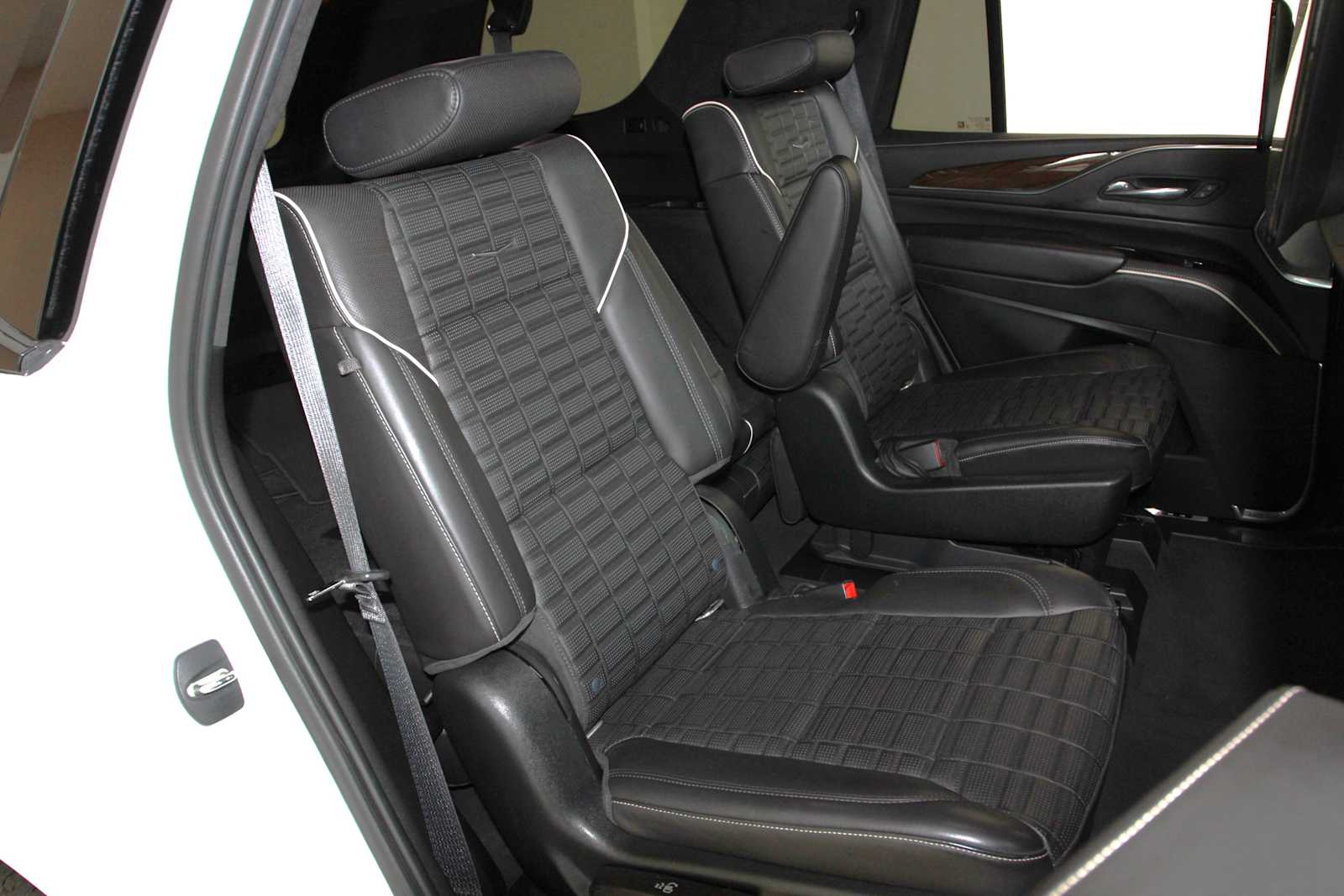 used 2021 Cadillac Escalade car, priced at $46,497