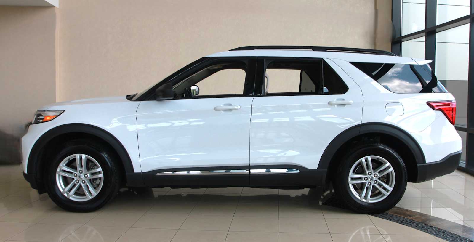 used 2020 Ford Explorer car, priced at $23,998