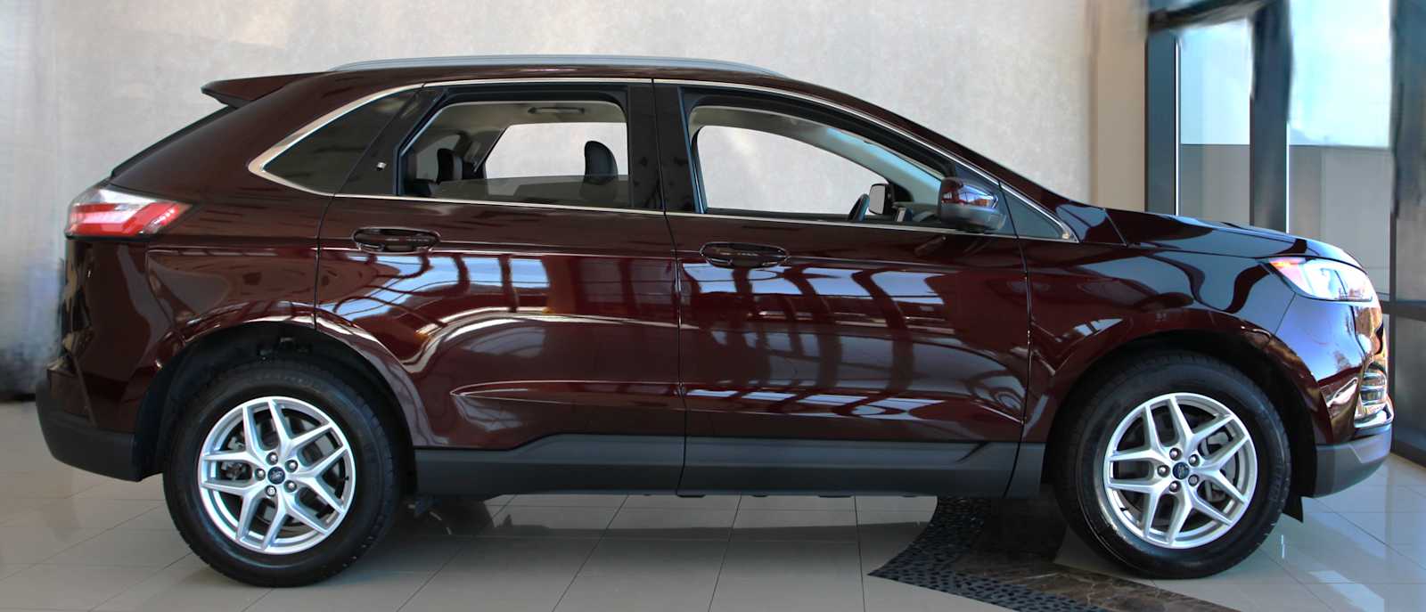 used 2022 Ford Edge car, priced at $24,497