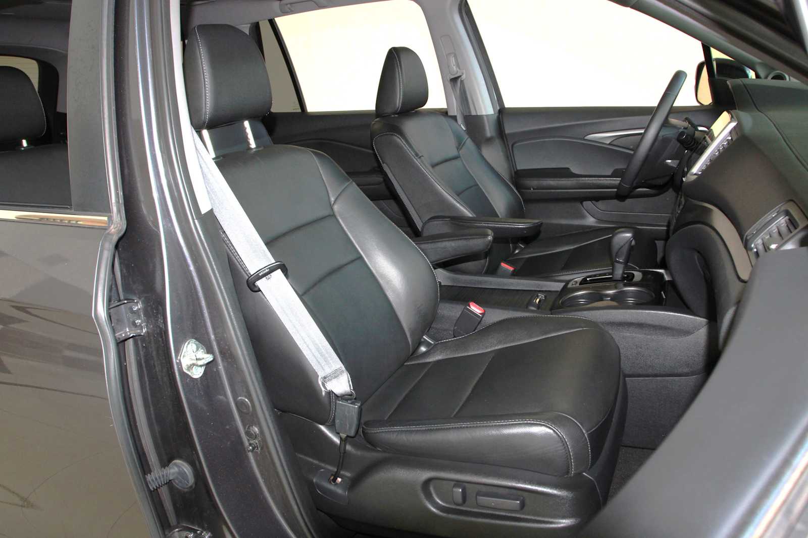used 2017 Honda Pilot car, priced at $20,397
