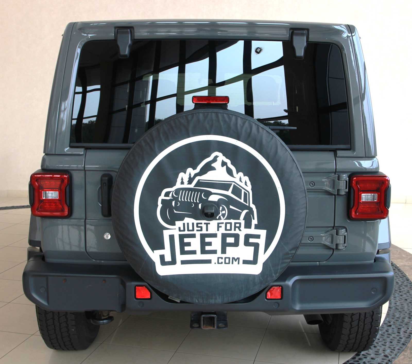 used 2019 Jeep Wrangler Unlimited car, priced at $23,598