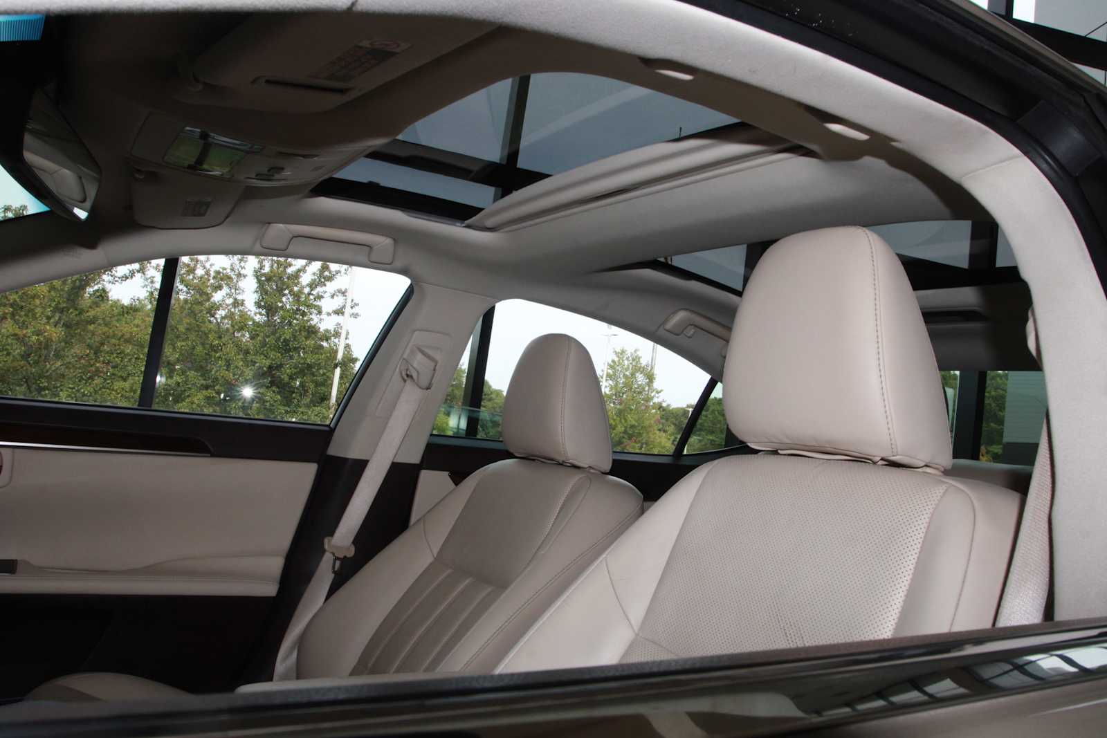 used 2016 Lexus ES 350 car, priced at $15,397