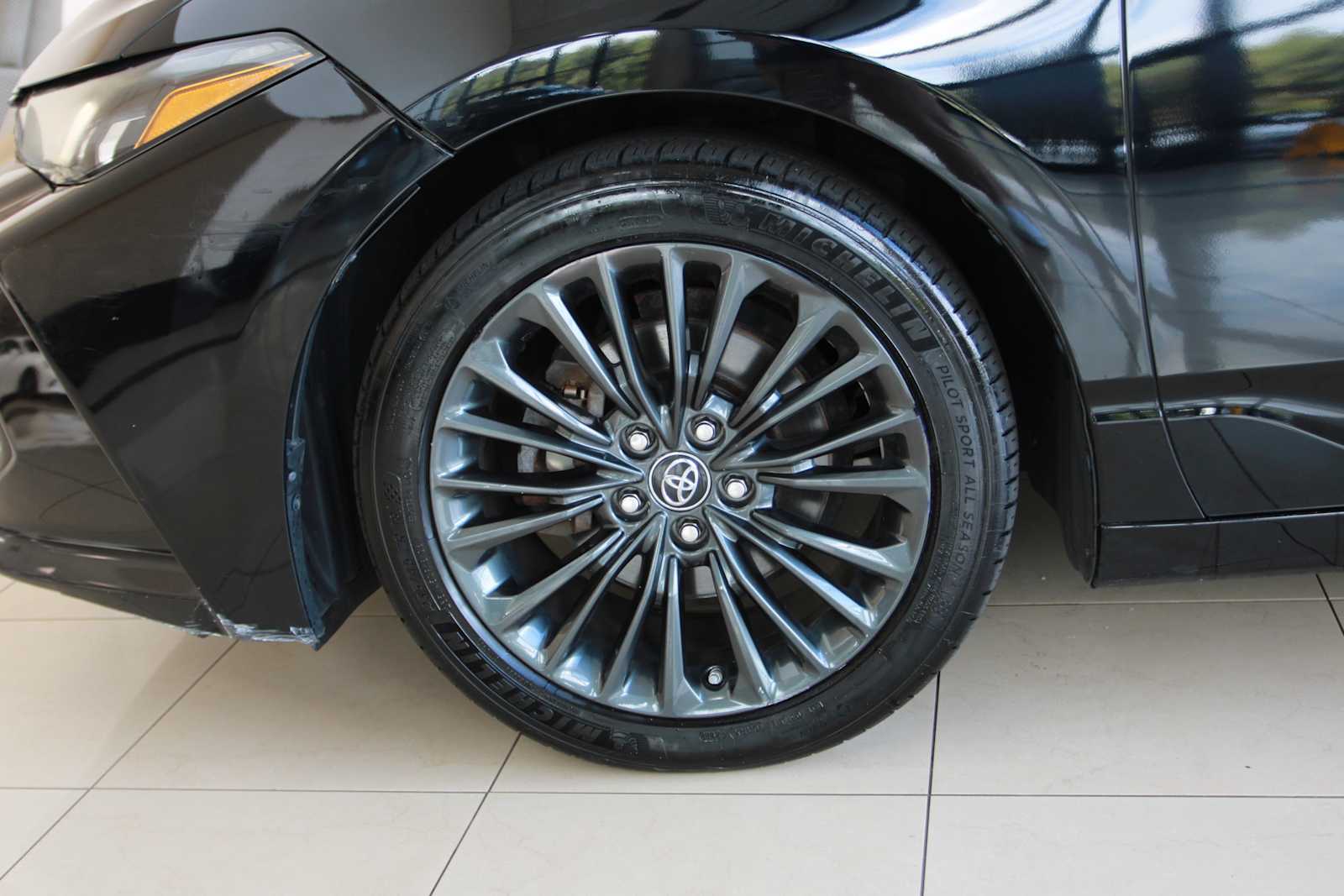 used 2019 Toyota Avalon Hybrid car, priced at $24,297