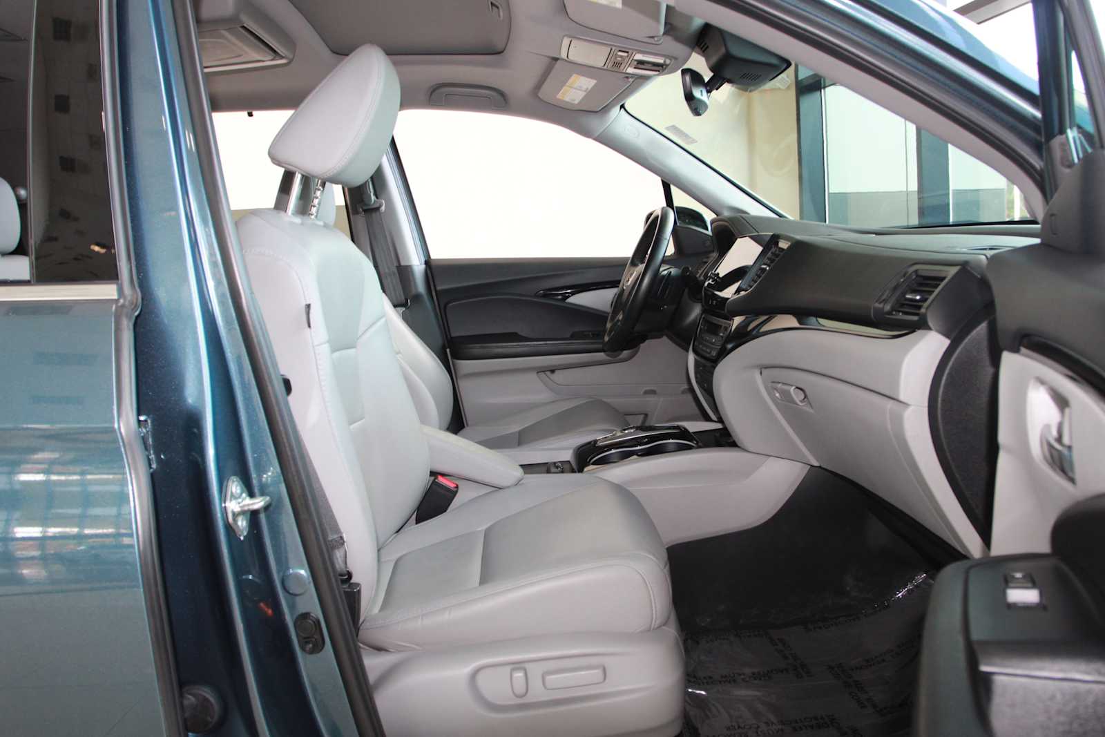 used 2021 Honda Pilot car, priced at $30,297