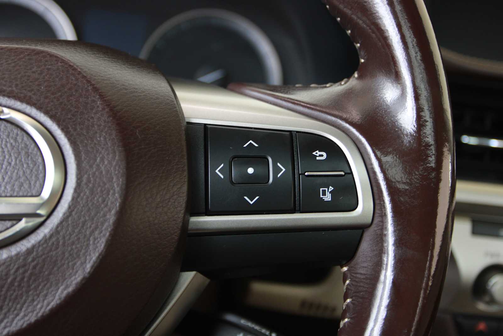 used 2016 Lexus ES 350 car, priced at $16,497