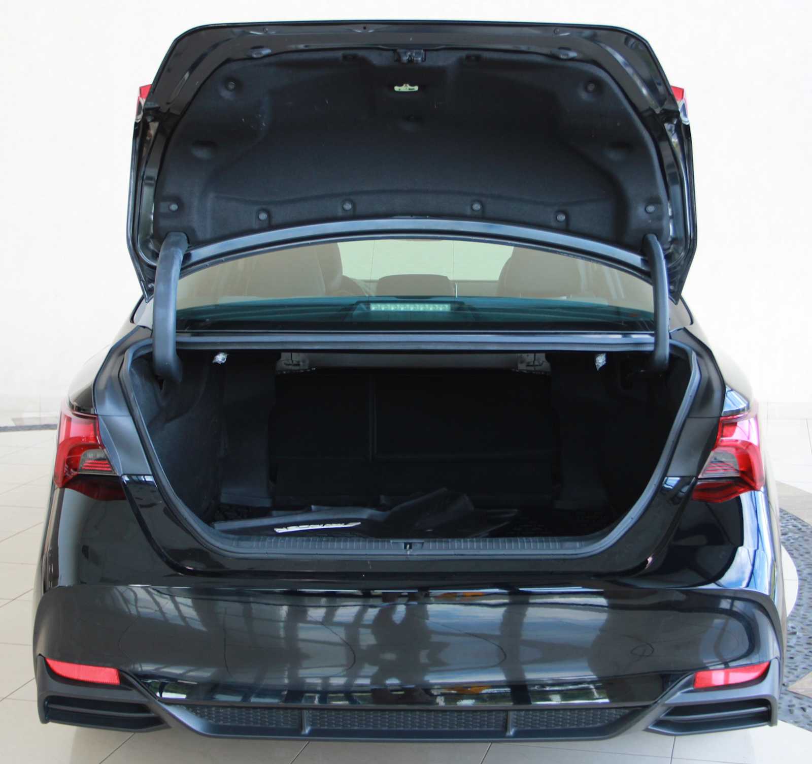 used 2019 Toyota Avalon Hybrid car, priced at $24,297