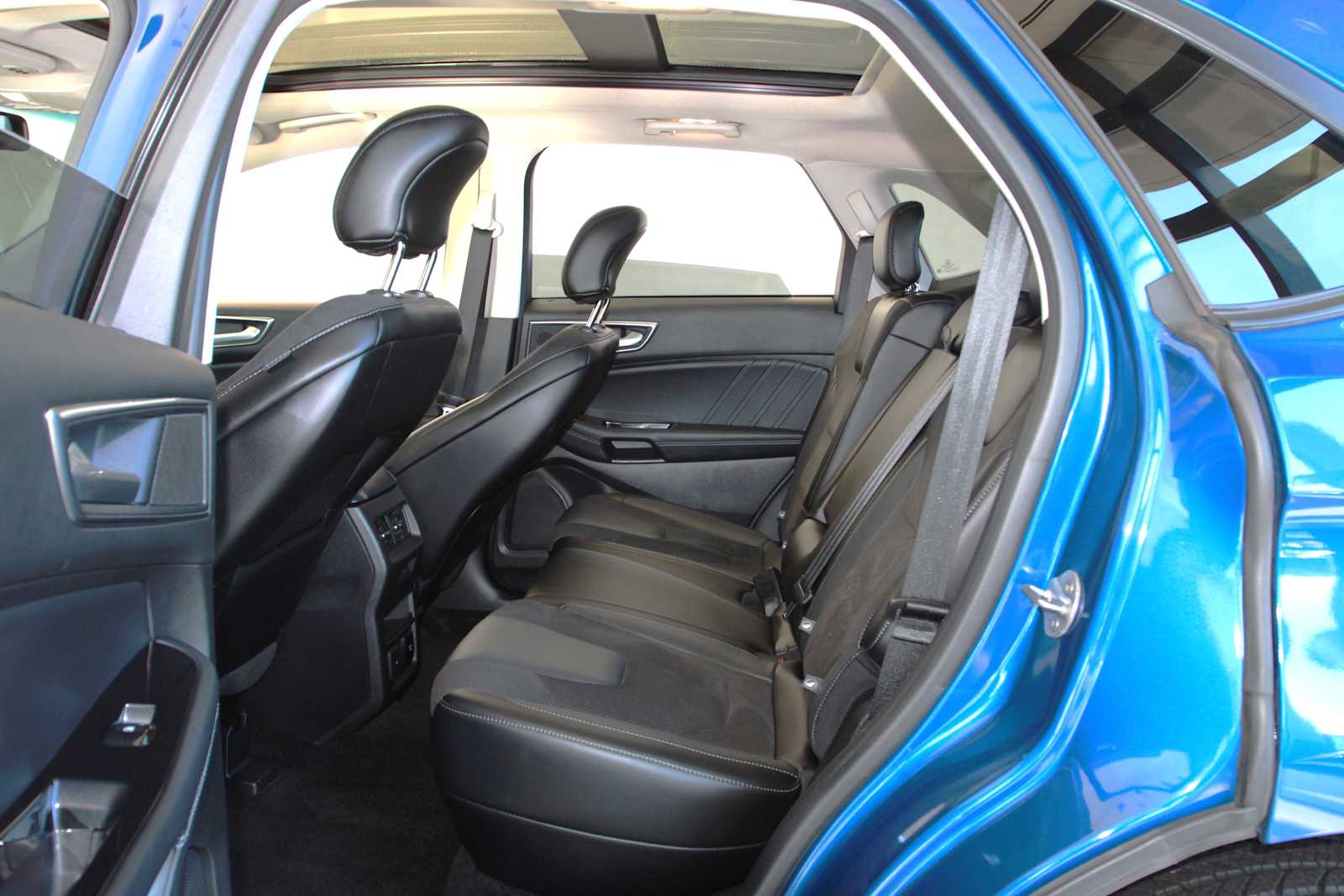 used 2018 Ford Edge car, priced at $14,697