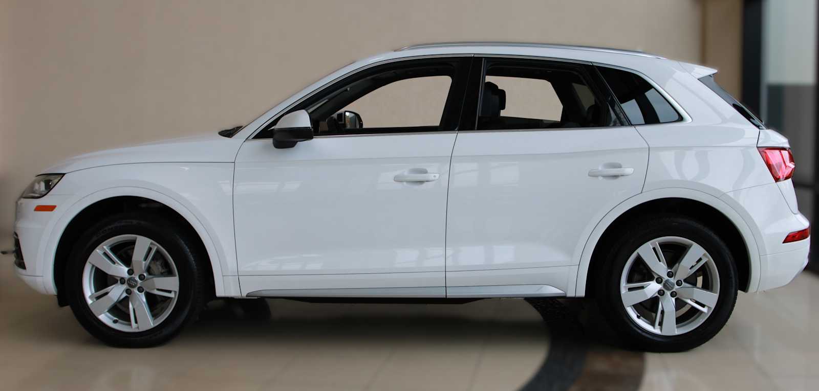 used 2019 Audi Q5 car, priced at $20,497