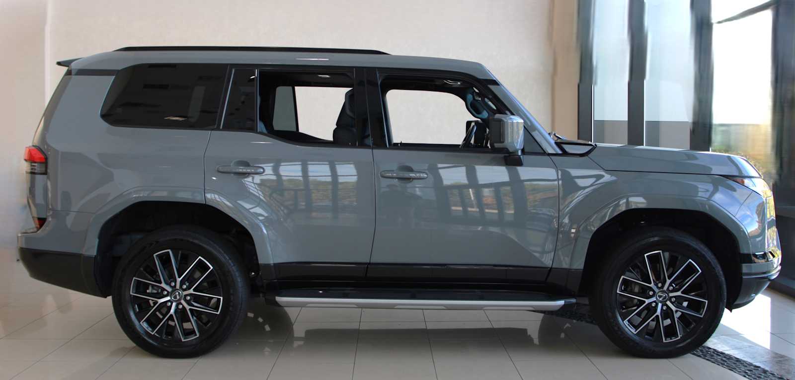 used 2024 Lexus GX 550 car, priced at $73,997