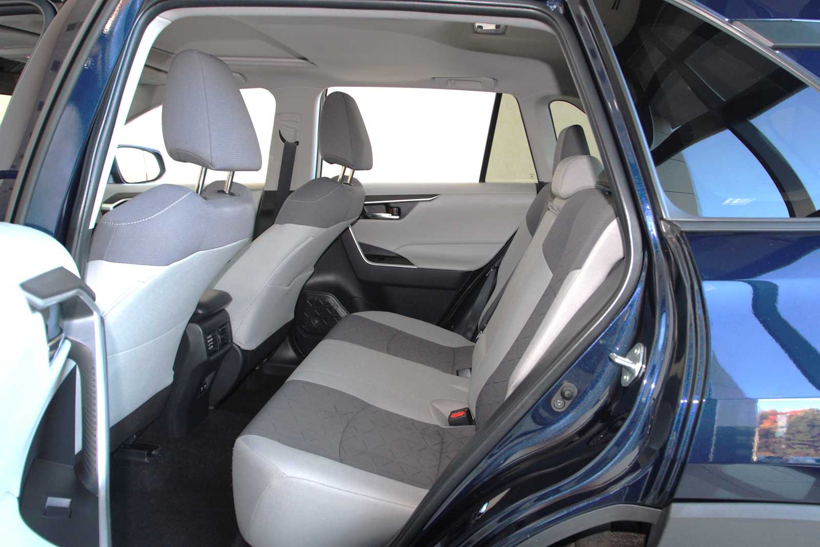 used 2021 Toyota RAV4 car, priced at $25,497