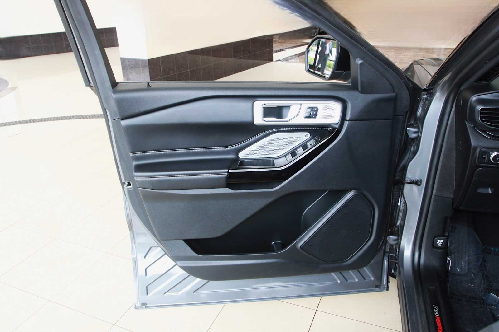used 2022 Ford Explorer car, priced at $39,398